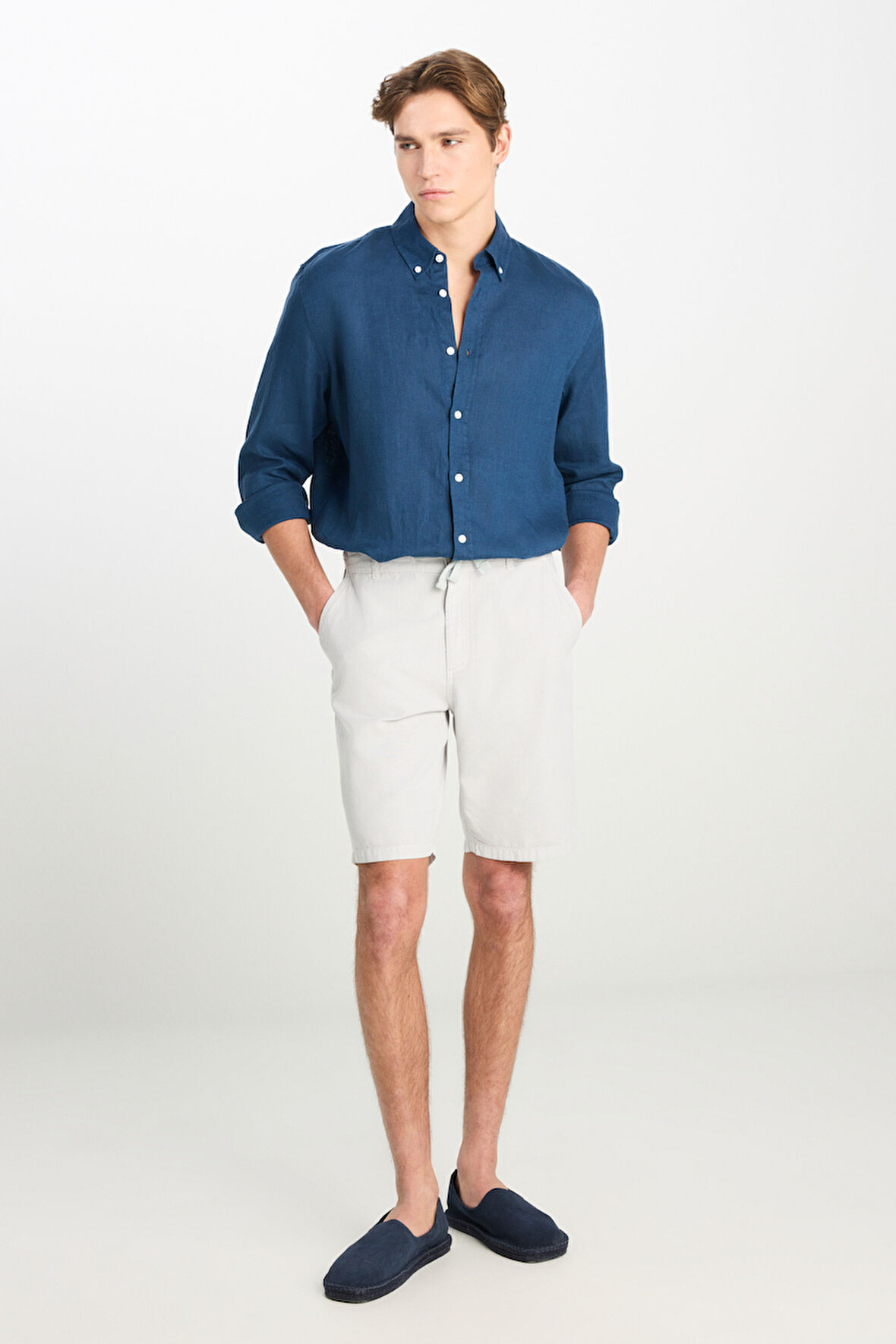 Relaxed Fit Geniş Kesim Lastik Bel Detaylı Esnek Taş Rengi Chino Şort