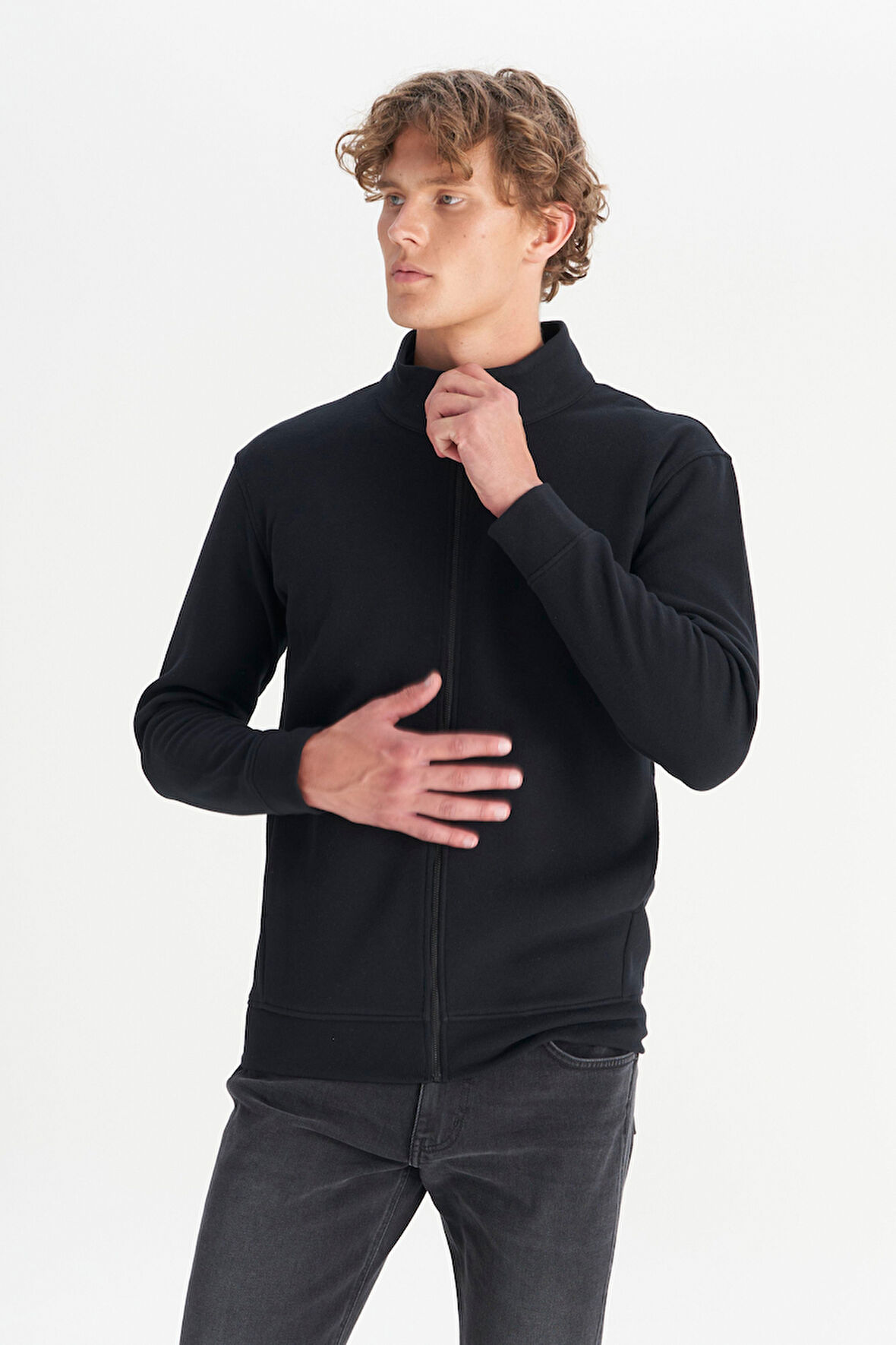 Pamuklu Relaxed Fit Dik Yaka Fermuarlı Selanik Örgü Sweatshirt