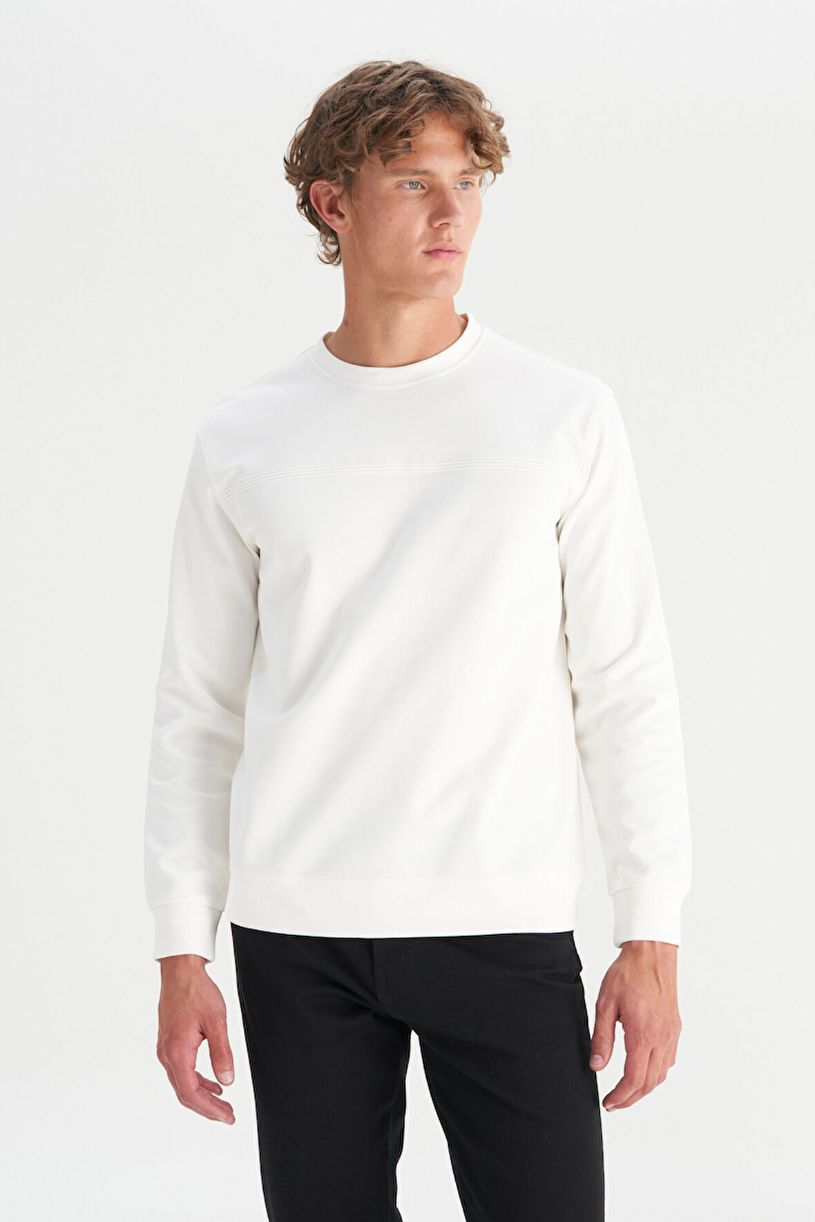 Pamuklu Regular Fit Normal Kesim Bisiklet Yaka Sweatshirt