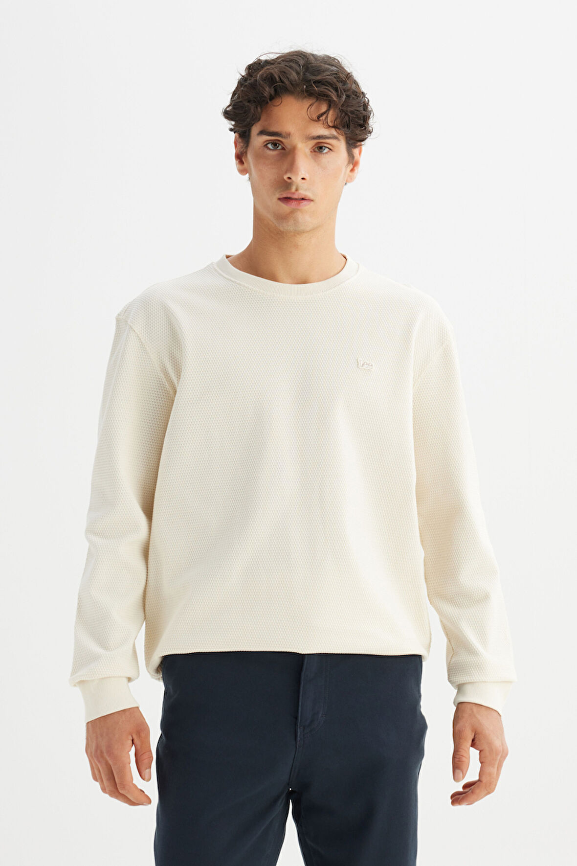 %100 Pamuk Regular Fit Normal Kesim Bisiklet Yaka Patch Logo Bej Sweatshirt