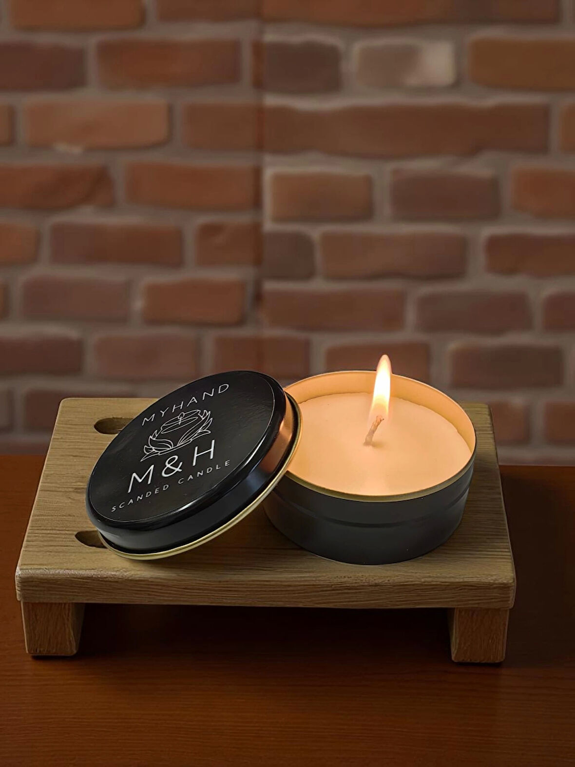 MyHand Soyawax Siyah Teneke Gül Güzeli Esans Kokulu Mum 60 Gr