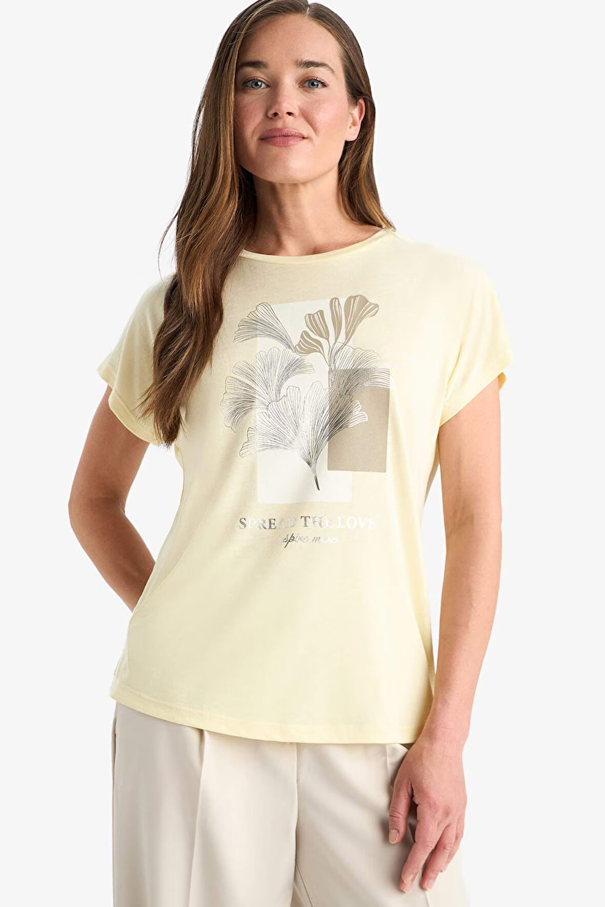 DeFacto Regular Fit Bisiklet Yaka Baskılı Kısa Kollu Tişört F4848AX25SMYL149