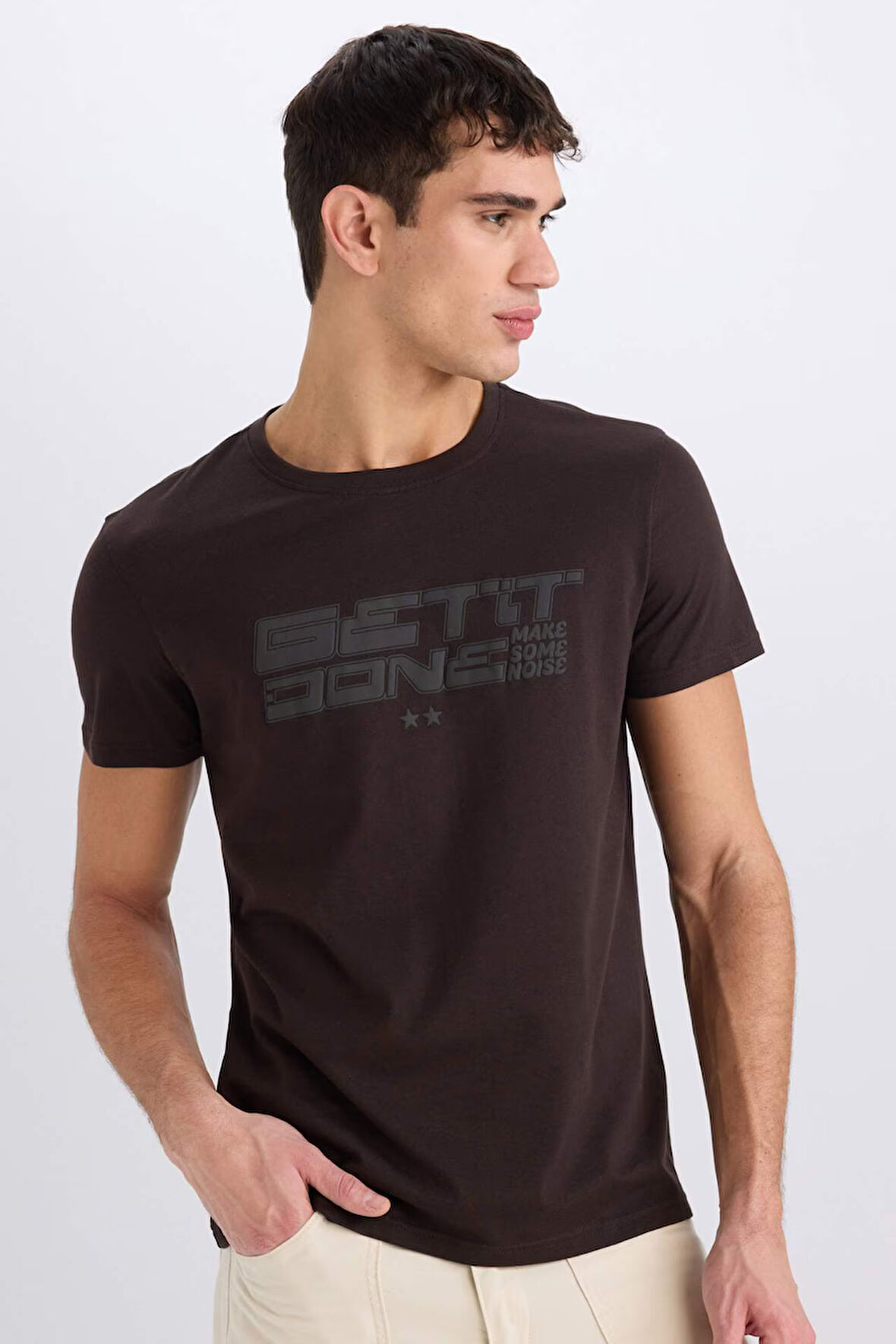 DeFacto %100 Pamuk Slim Fit Dar Kesim Bisiklet Yaka Baskılı Kısa Kollu Tişört E0577AX25SMBN337