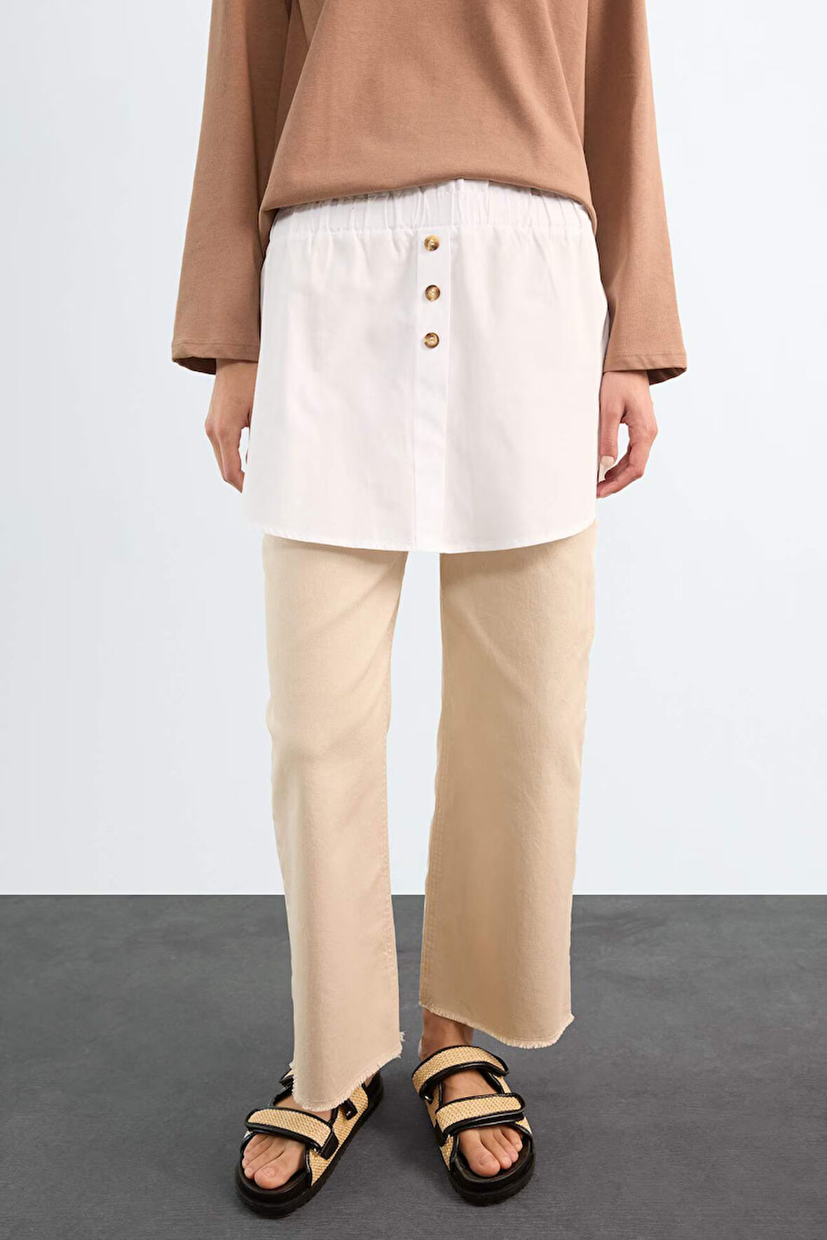 Relax Fit Yarı Elastik Bantlı Bel Poplin Tesettür Kapatıcı Parça