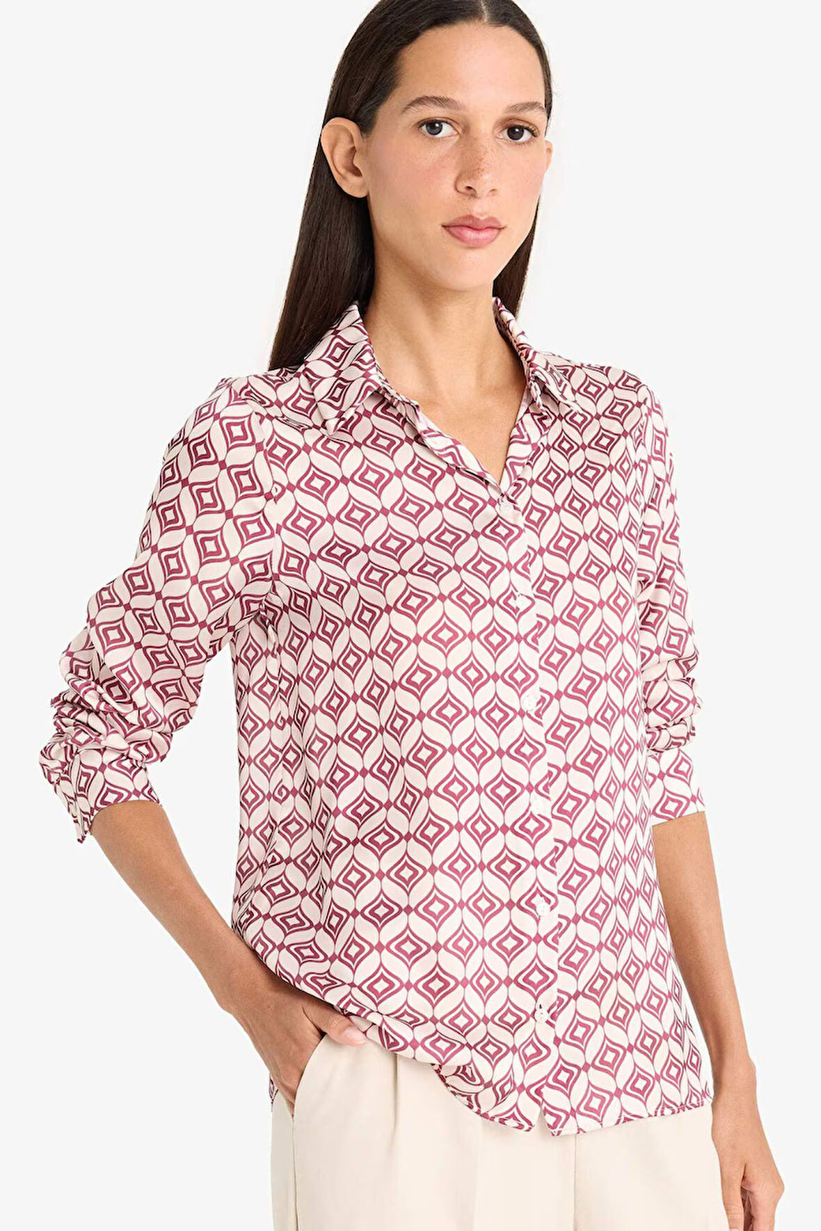 DeFacto Regular Fit Gömlek Yaka Deswnli Saten Uzun Kollu Gömlek F5192AX25SMBK81