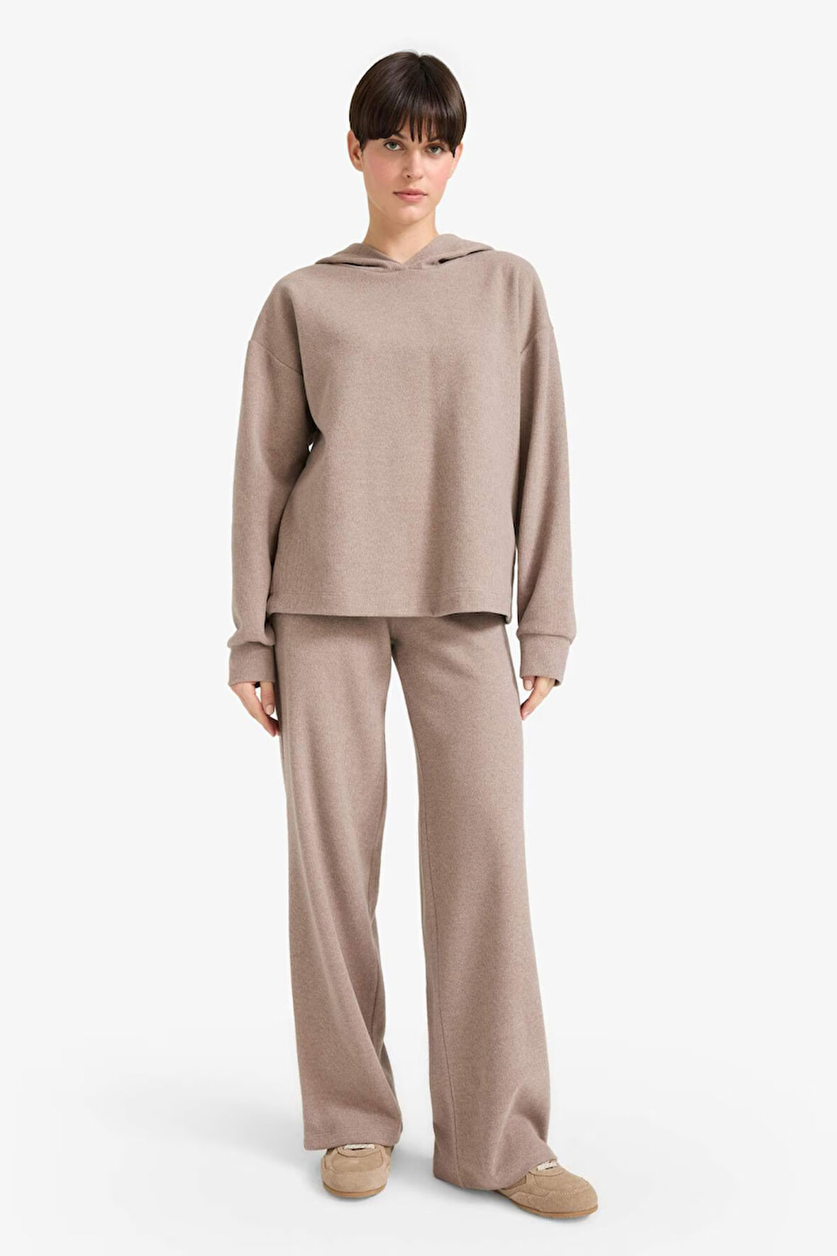 Straight Fit Geniş Paça Pantolon