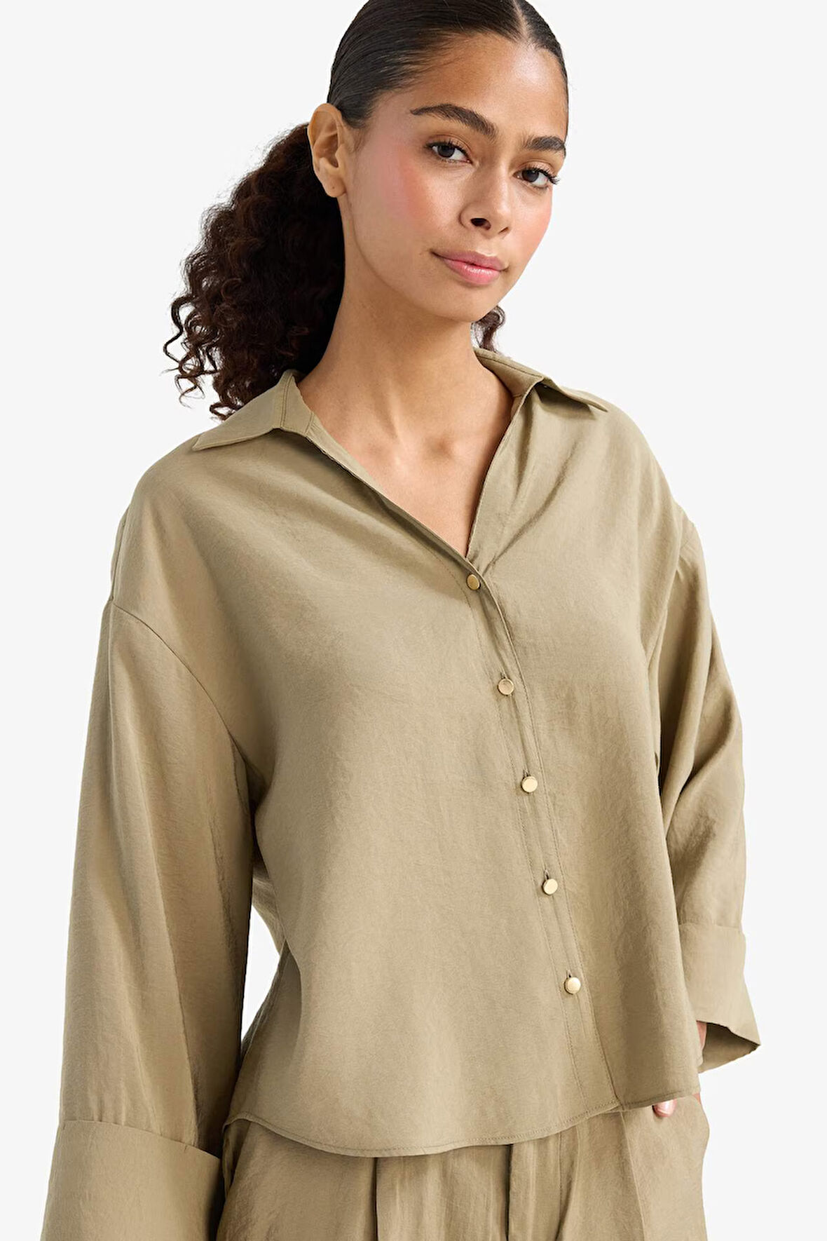 Loose Fit Gömlek Yaka Uzun Kollu Gömlek