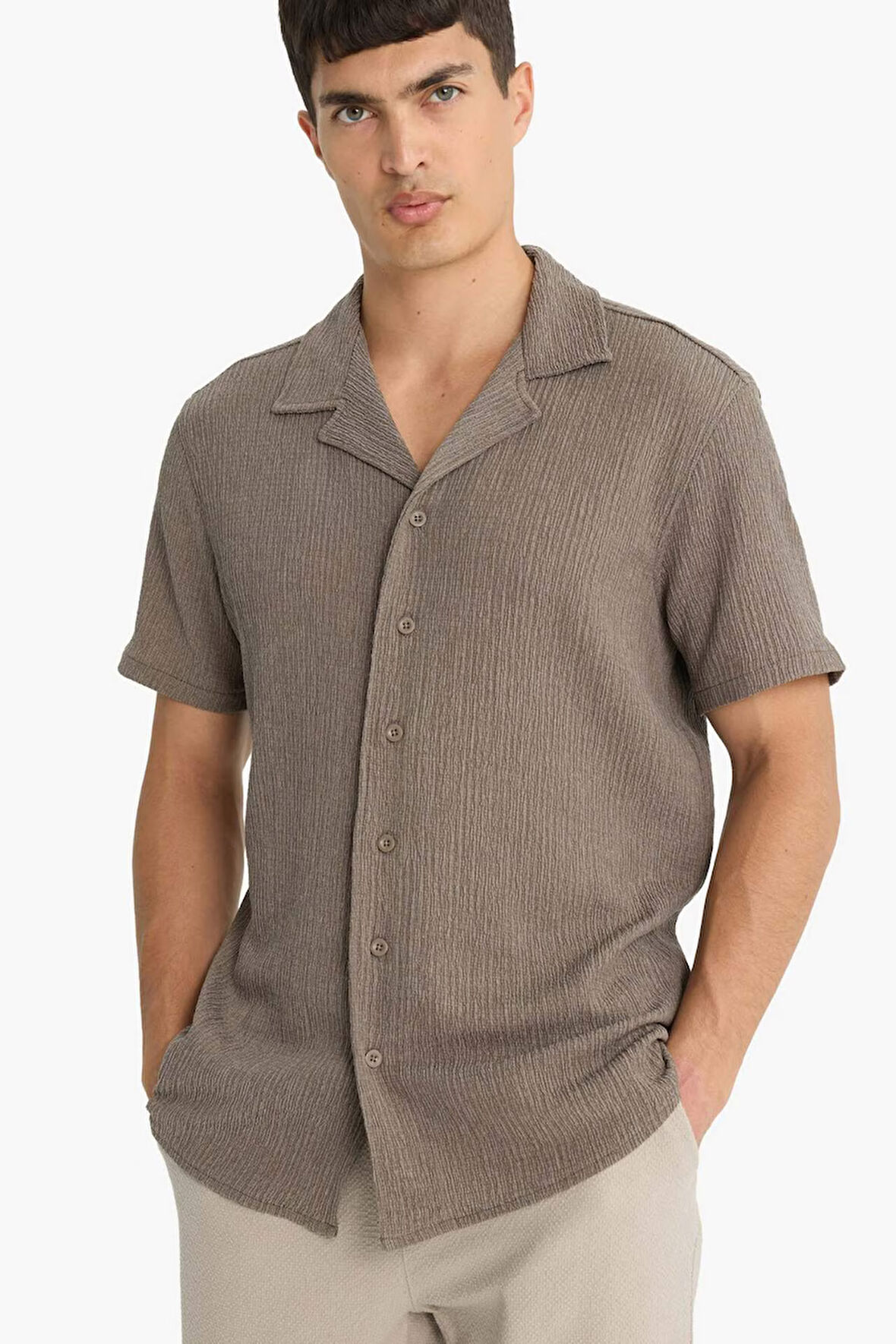 Modern Fit Polo Yaka Krinkıl Kumaş Kısa Kollu Gömlek