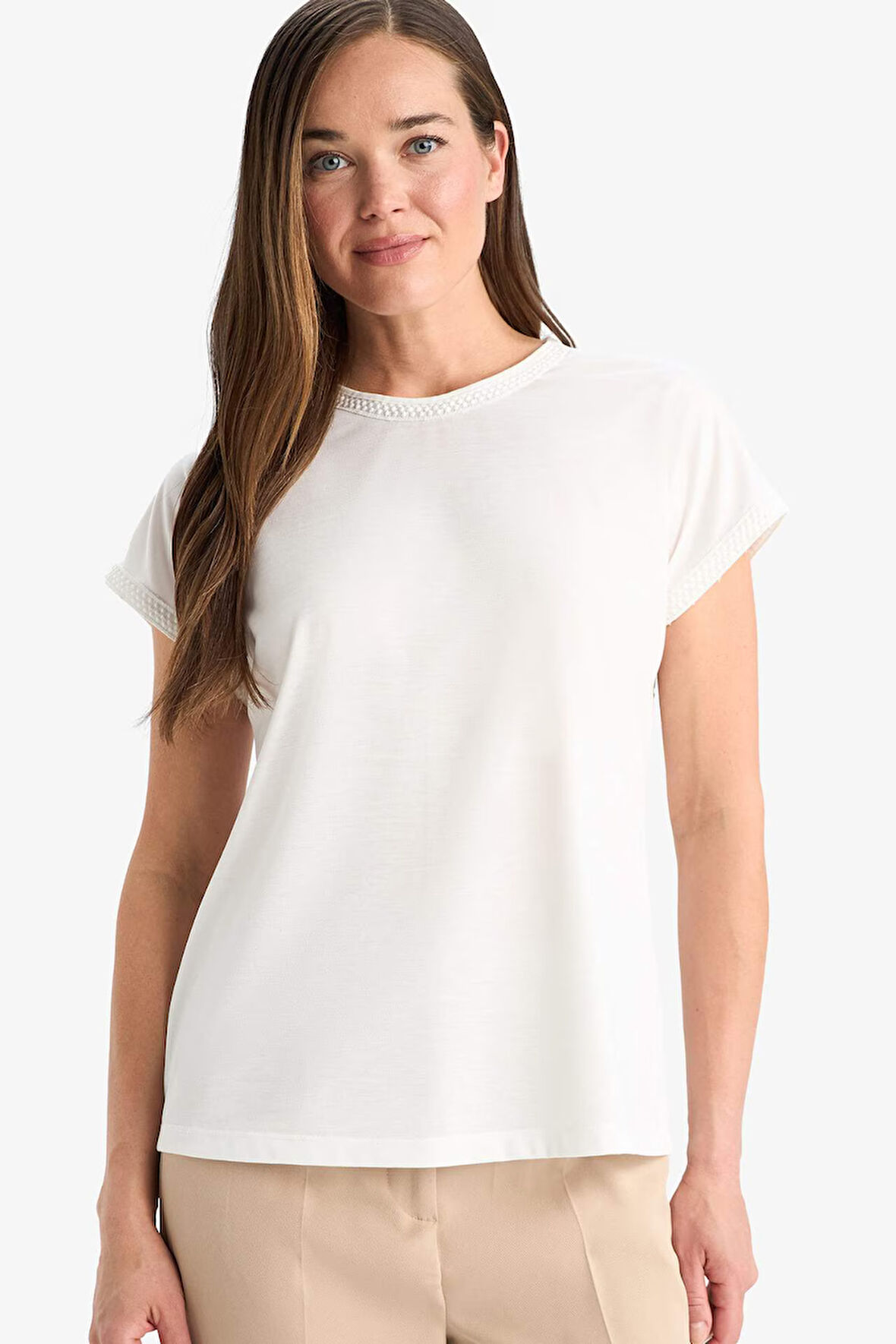 DeFacto Bisiklet Yaka Basic Düz Kısa Kollu Tişört	 F4830AX25SMER105