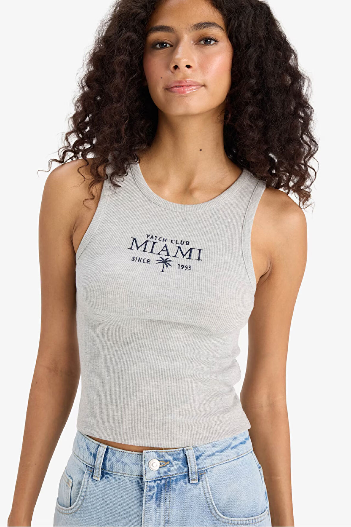 Slim Fit Dar Kesim Slogan Baskılı Halter Yaka Fitilli Kaşkorse Atlet