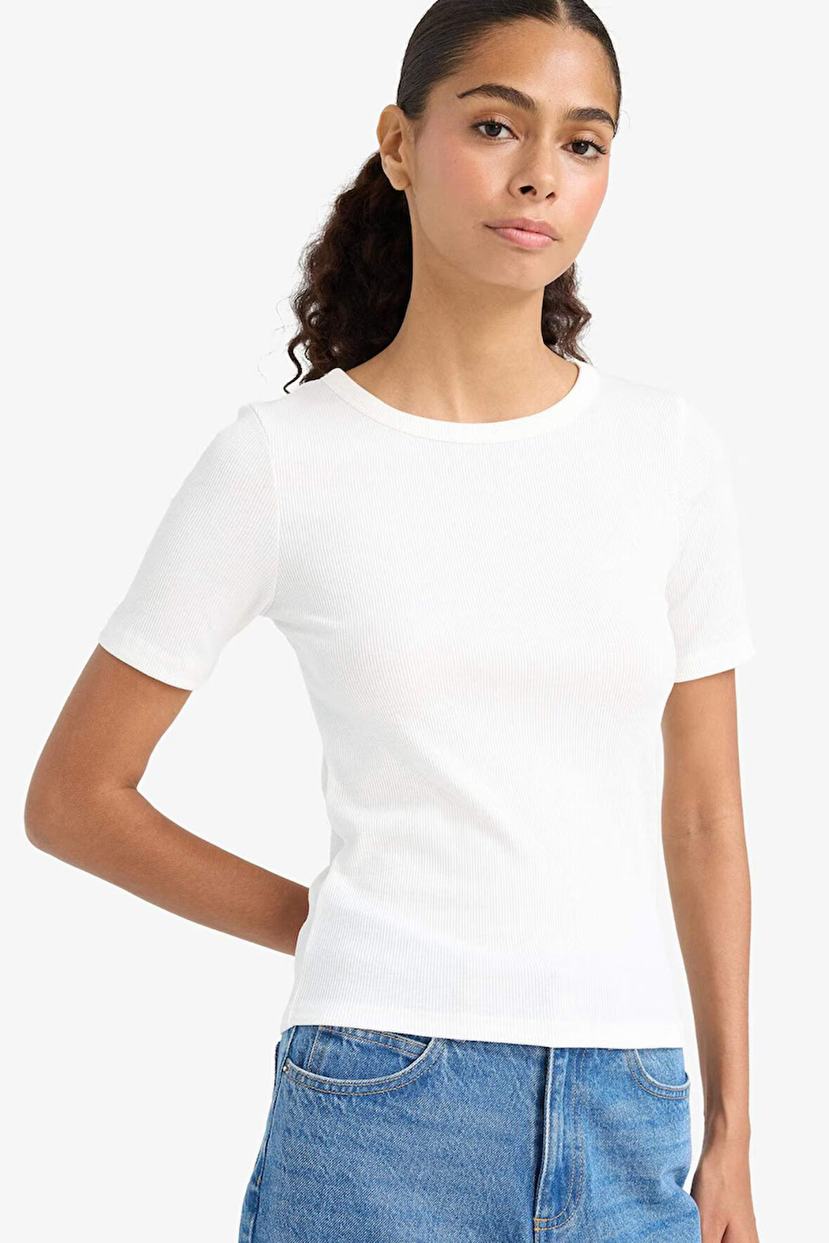 Slim Fit Dar Kesim Bisiklet Yaka Basic Düz Fitilli Kaşkorse Kısa Kollu Tişört