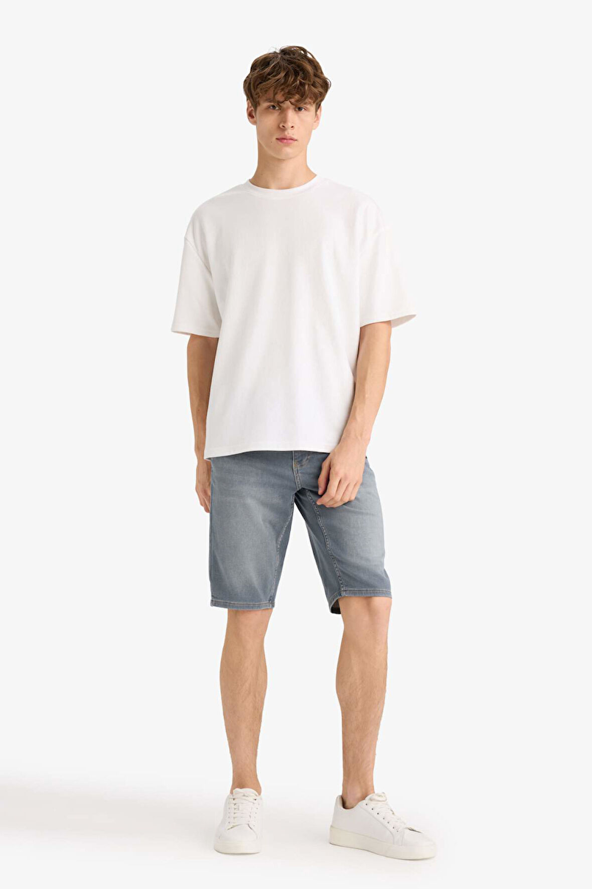 Slim Fit Dar Kesim Jean Bermuda Şort