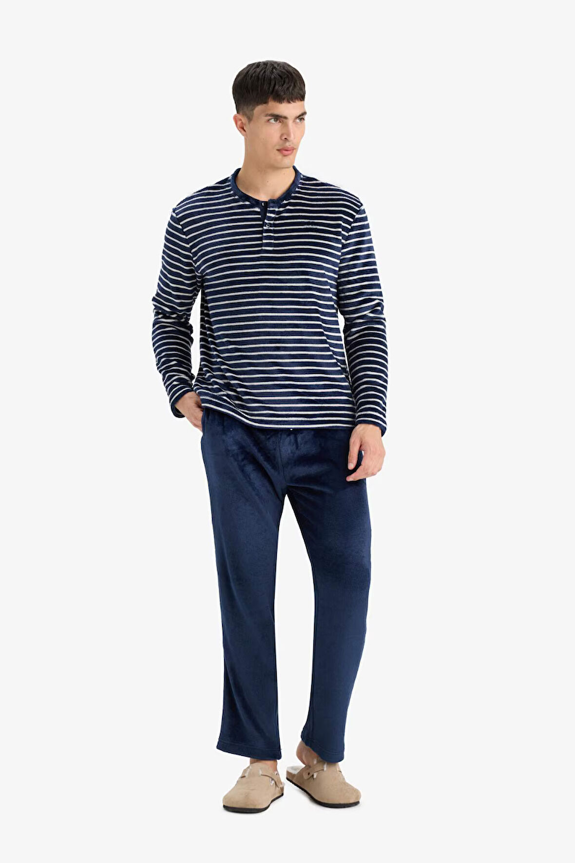 Pijama Takımı Regular Fit Çizgili Uzun Kollu Üst Welsoft Pelüş Uzun Alt 