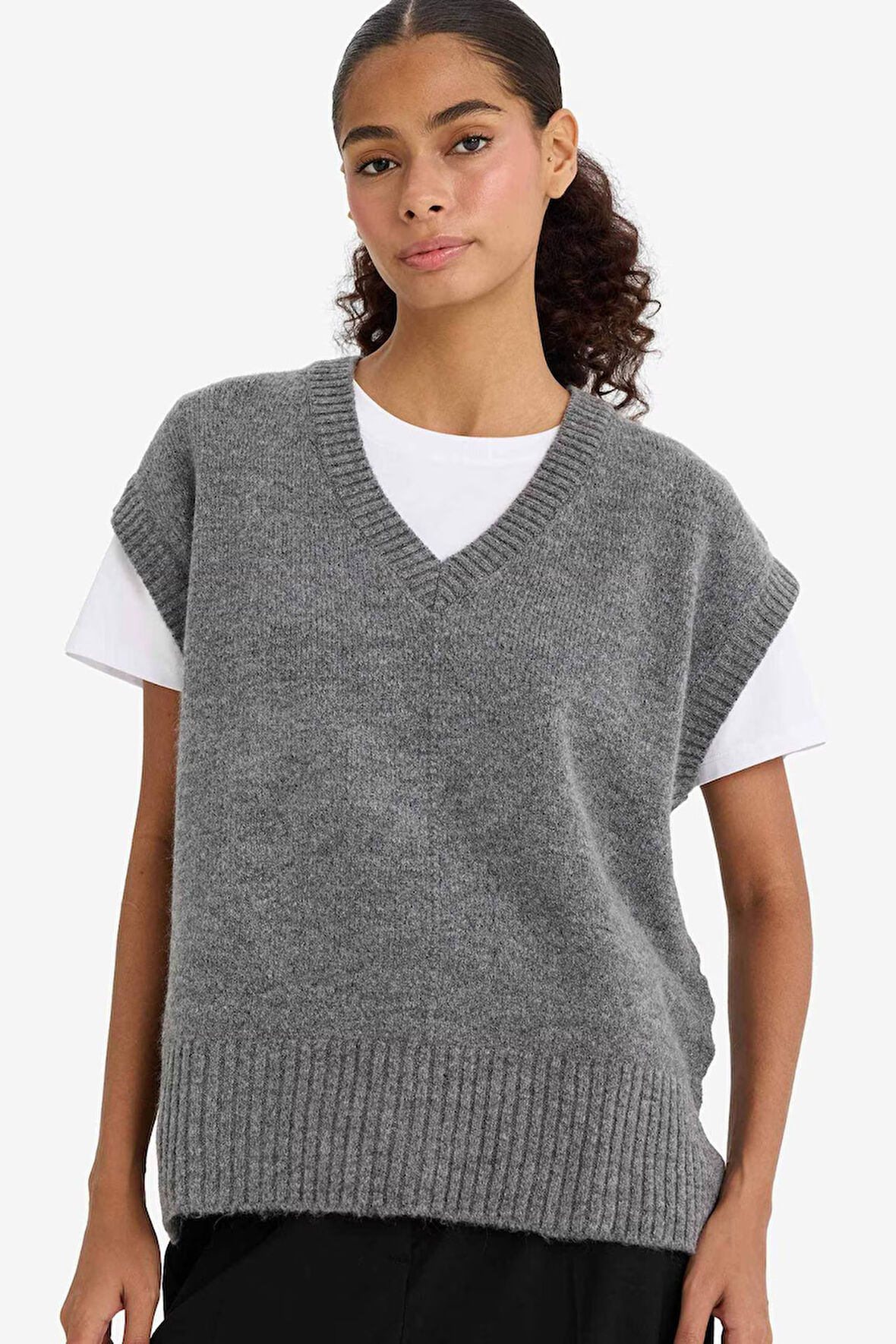 Regular Fit V Yaka Yelek