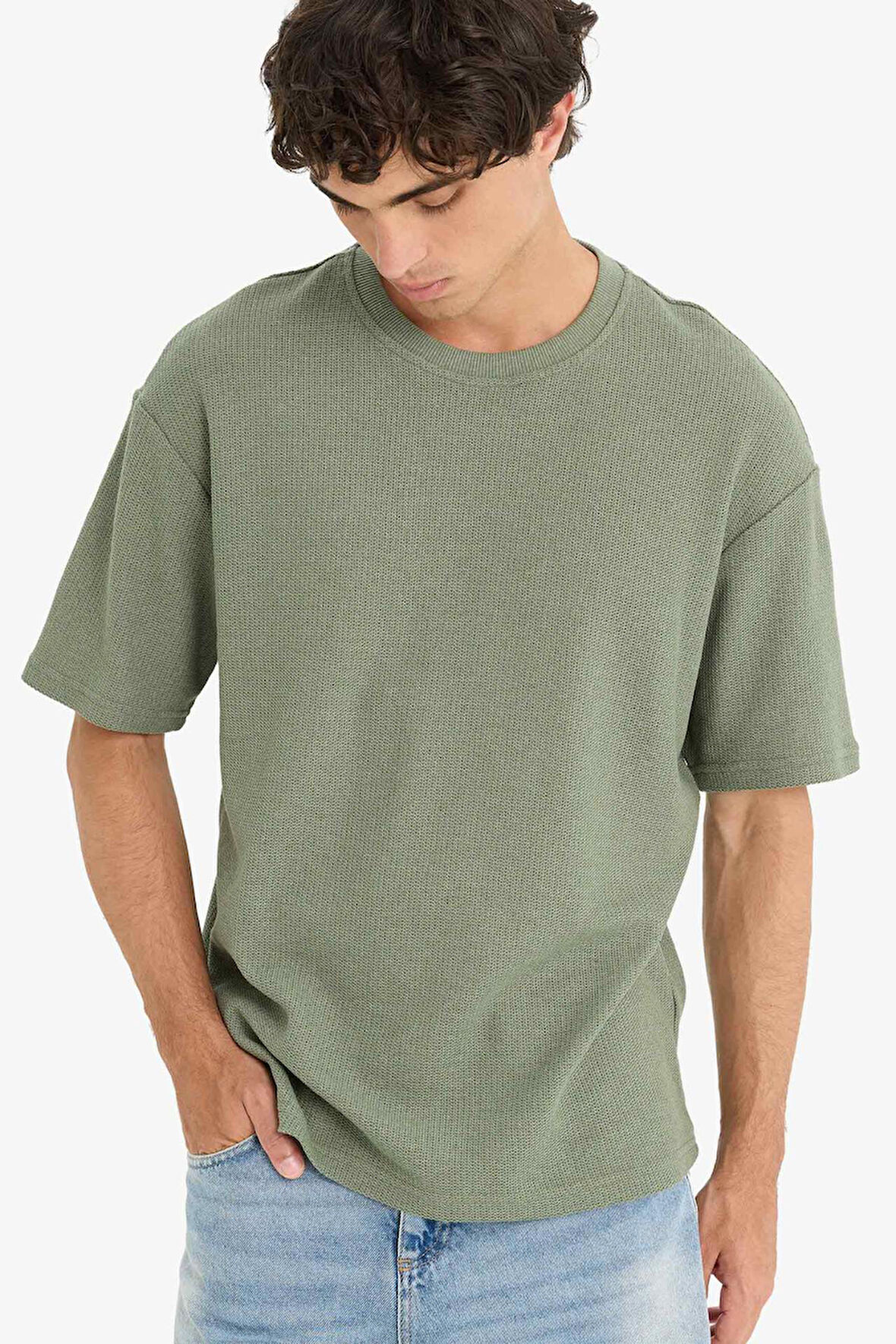 Boxy Fit Bisiklet Yaka Kısa Kollu Tişört