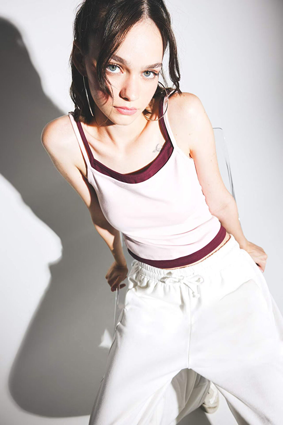 Fitted U Yaka Ribana Atlet