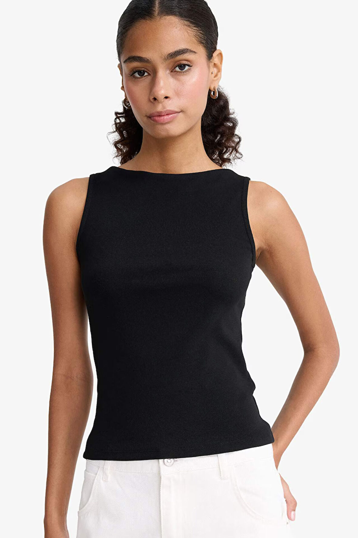 Slim Fit Dar Kesim Kayık Yaka Ribana Atlet