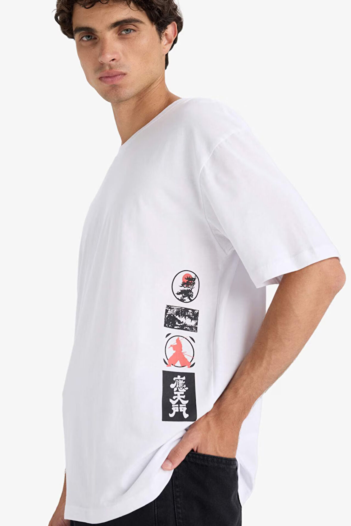 DeFacto %100 Pamuk Boxy Fit Bisiklet Yaka Baskılı Kısa Kollu Tişört F8908AX25HSWT34