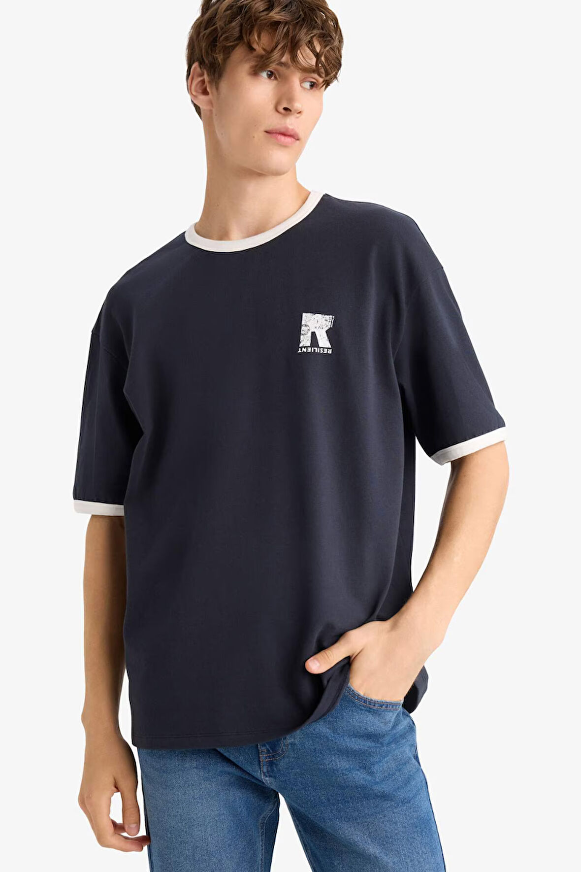 Boxy Fit Bisiklet Yaka Baskılı Kısa Kollu Tişört