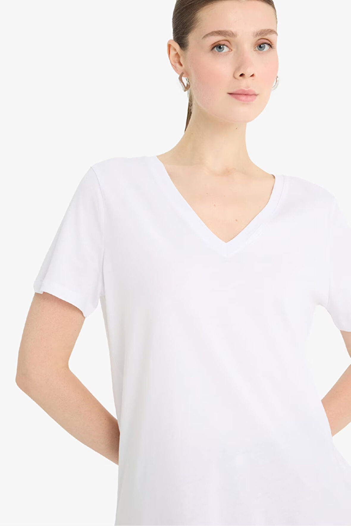 Regular Fit V Yaka Basic Düz Penye Kısa Kollu Tişört