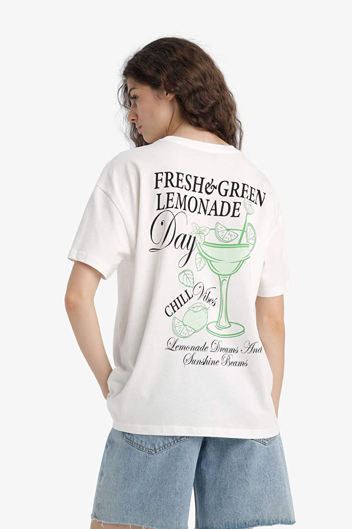 Oversize Geniş Kalıp Bisiklet Yaka Baskılı Kısa Kollu Tişört