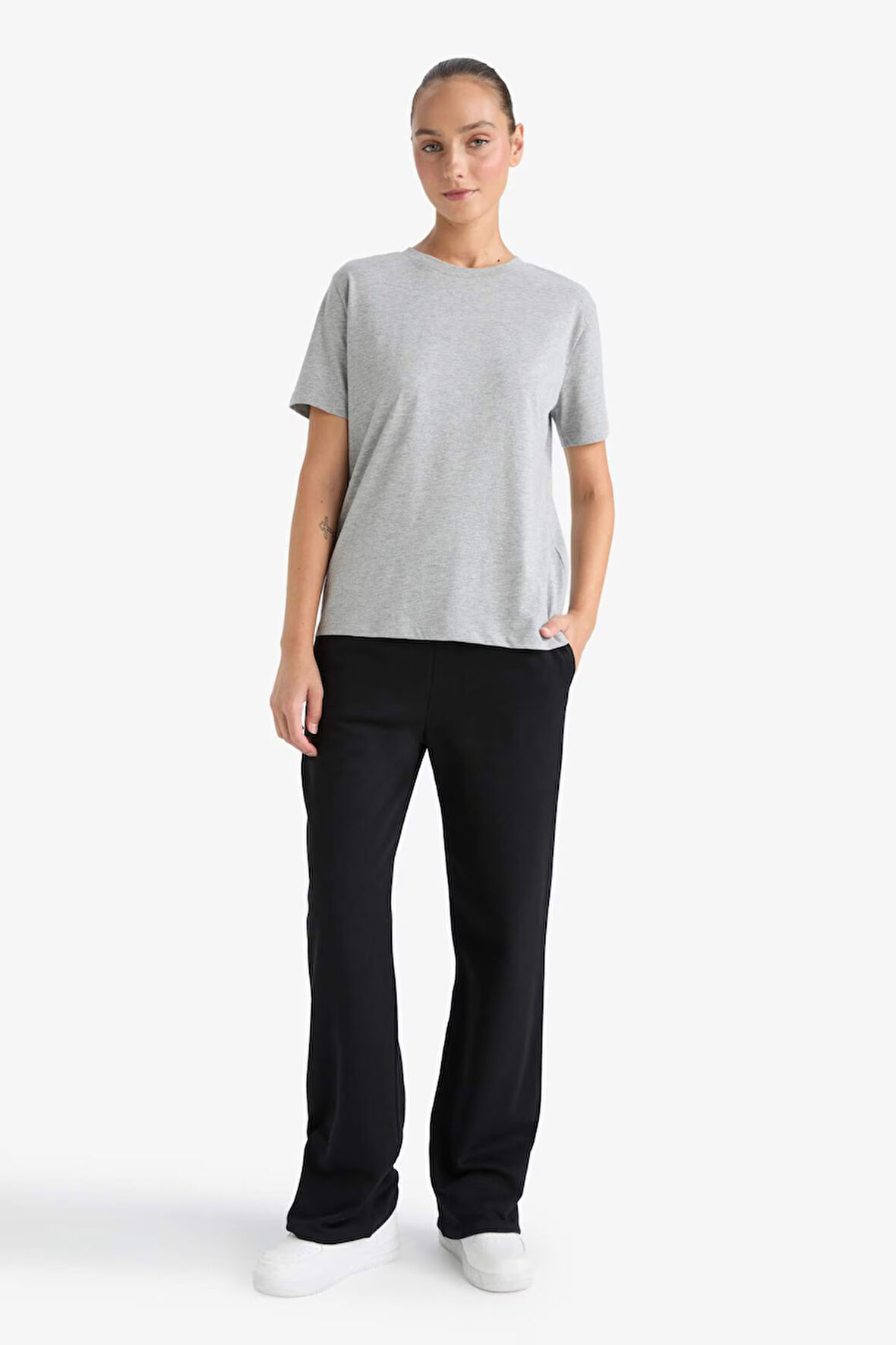 Straight Fit Basic Düz Cepli Yüksek Bel Eşofman Altı