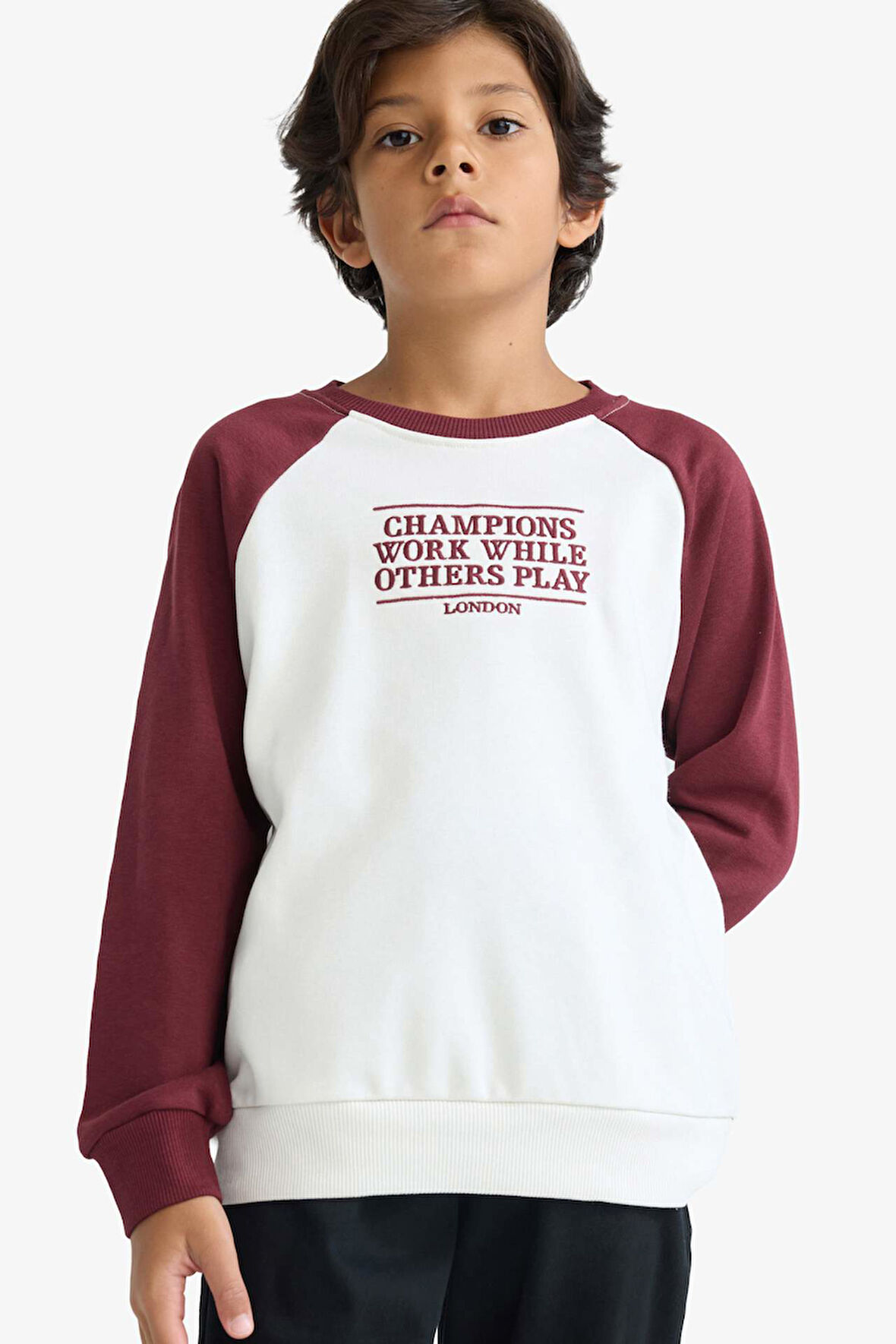 Erkek Çocuk Oversize Geniş Kalıp Bisiklet Yaka Nakışlı Sweatshirt