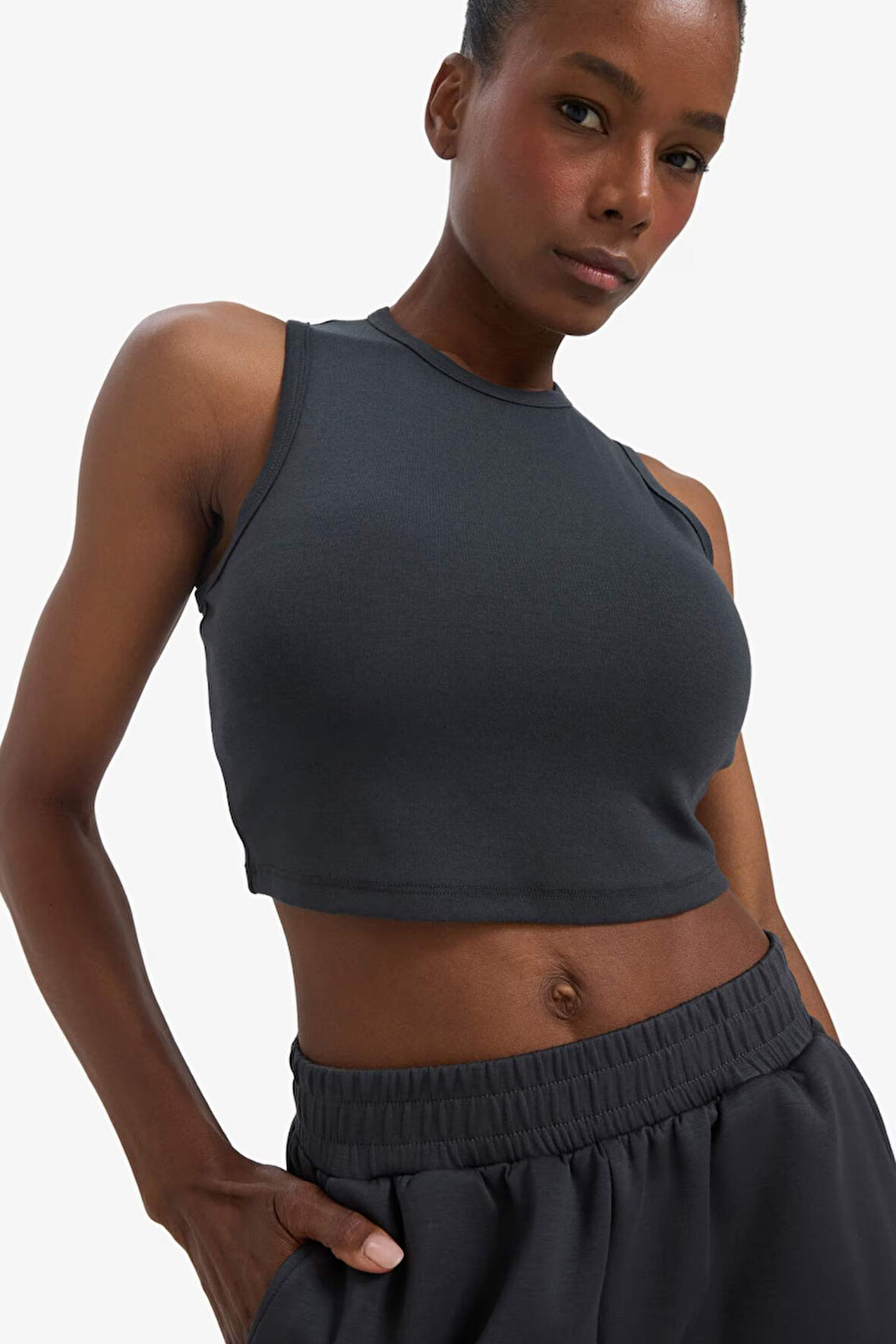 DeFactoFit Crop Top Bisiklet Yaka Modal Sporcu Atlet E2939AX25SMAR231