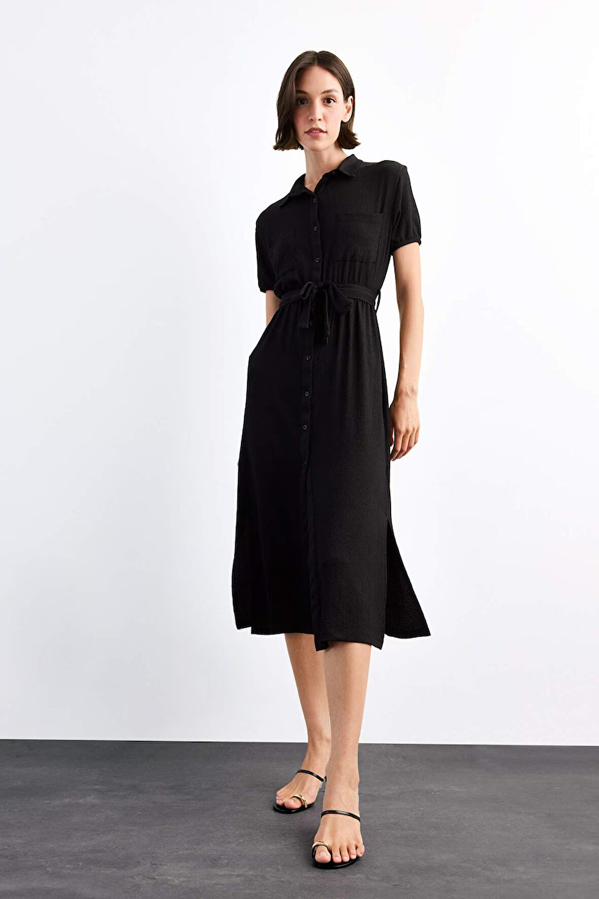 Gömlek Yaka Kemerli Kısa Kollu Midi Elbise