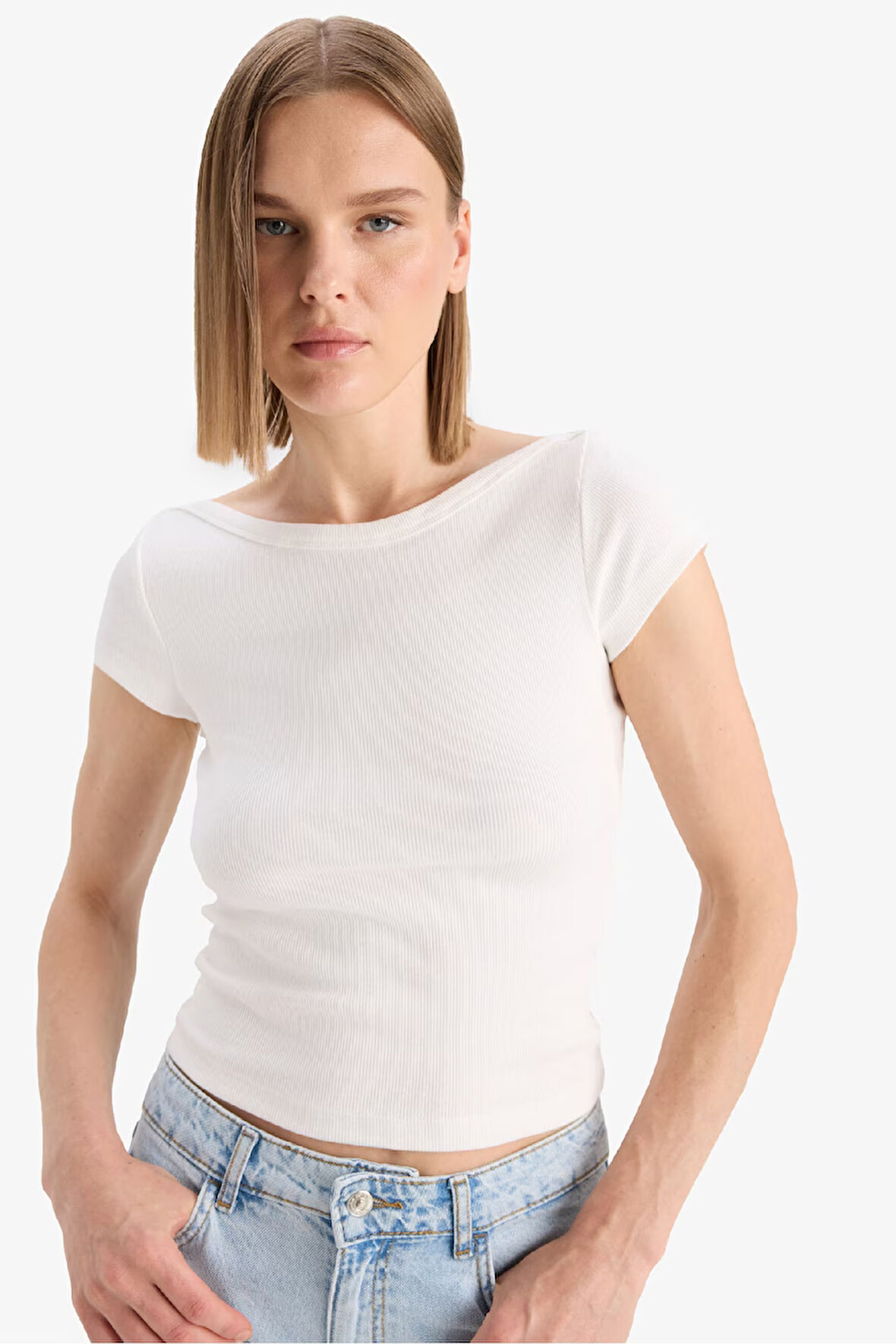 DeFacto Slim Fit Dar Kesim Kayık Yaka Basic Düz Fitilli Kaşkorse Kısa Kollu Tişört F5015AX25SMER105