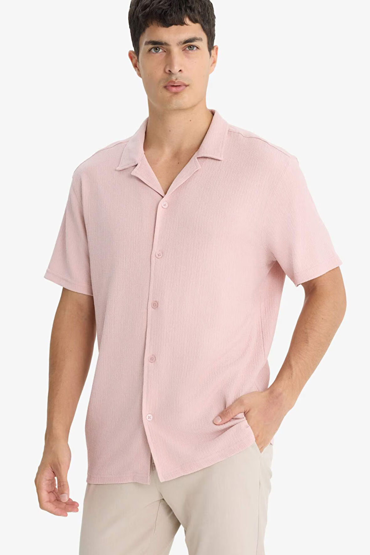 	Modern Fit Polo Yaka Dokulu Penye Kısa Kollu Gömlek