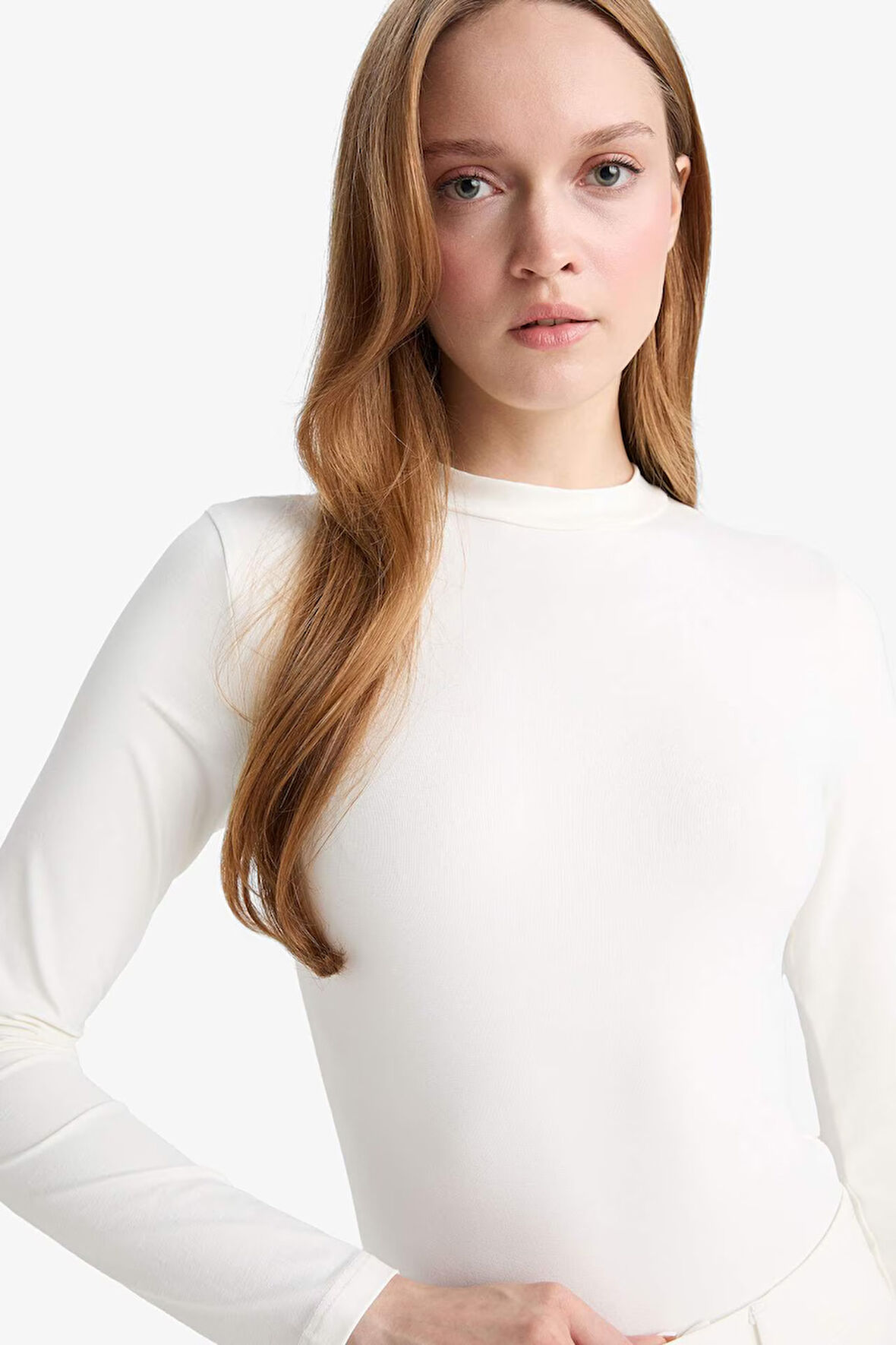 Slim Fit Dar Kesim Yarım Balıkçı Yaka Uzun Kollu Tunik