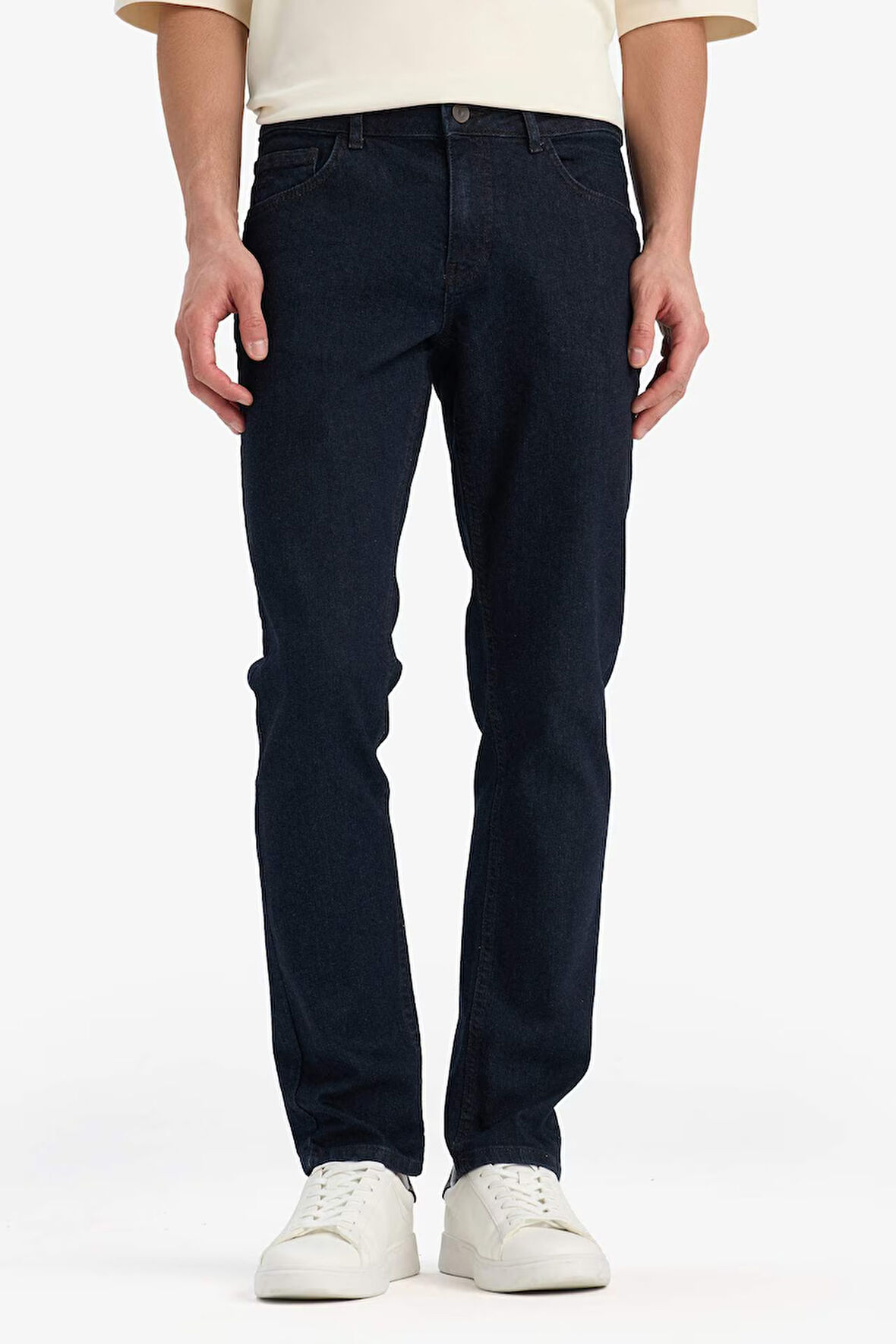 Pedro Slim Fit Dar Kalıp Normal Bel Dar Paça Jean Pantolon
