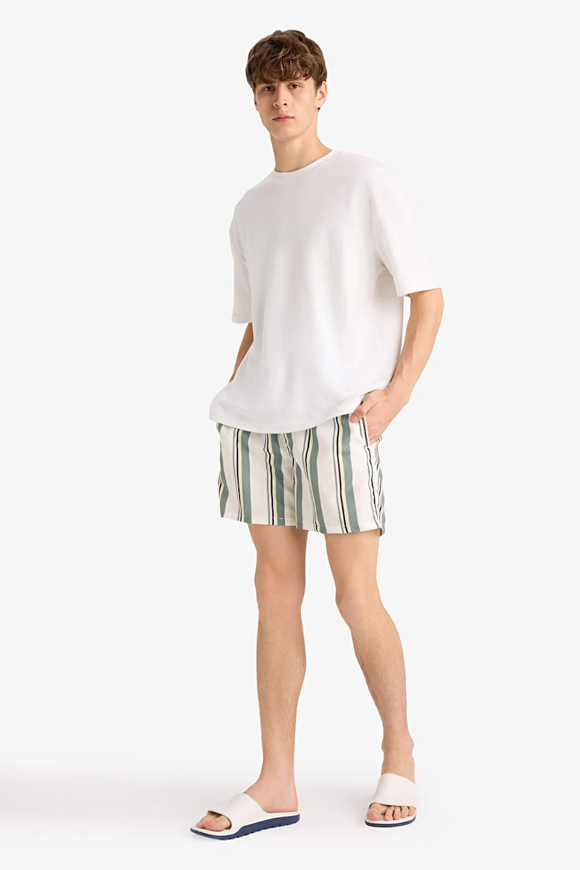 File Astarlı Microfiber Kısa Boy Deniz Şortu