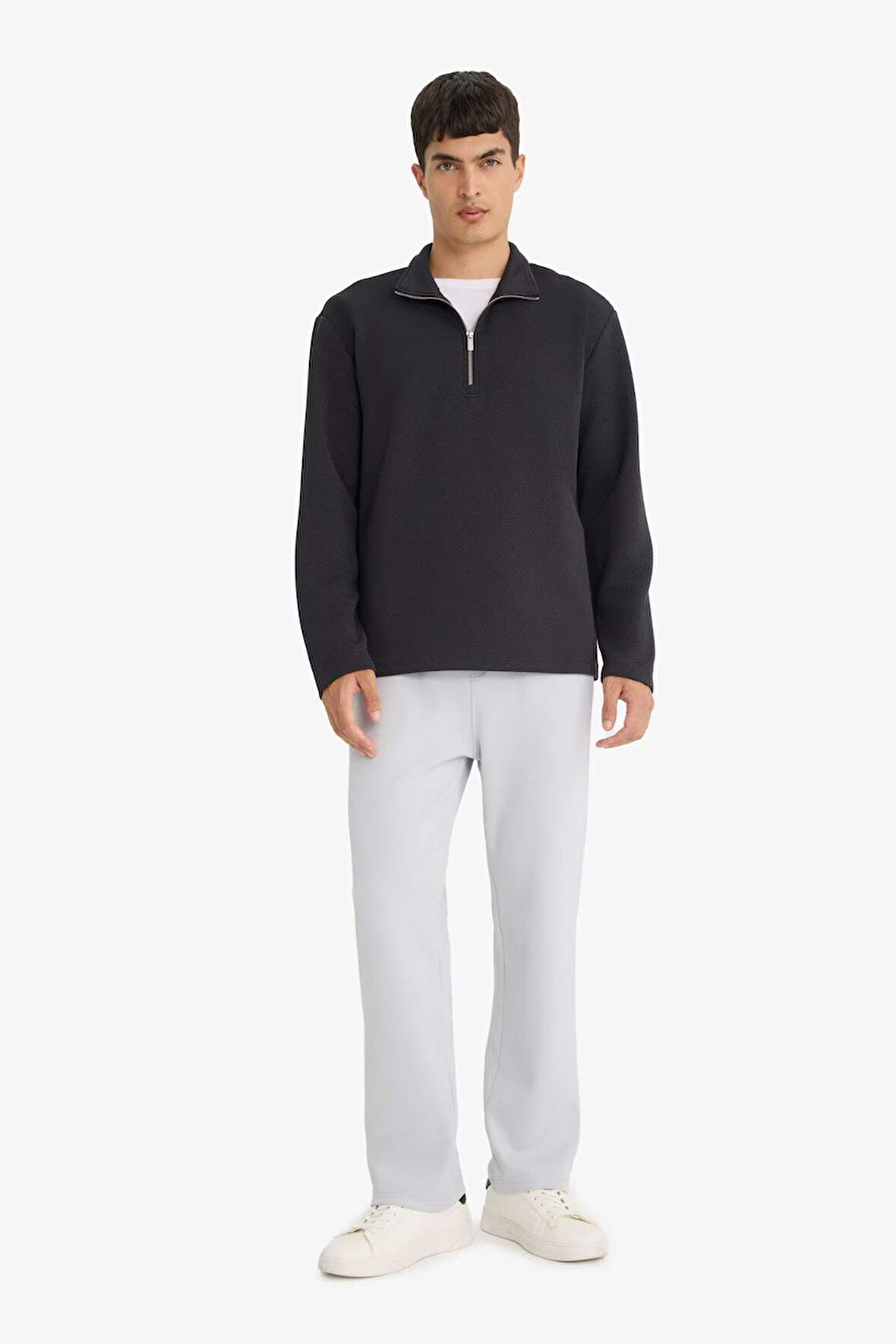 Regular Fit Beli Bağcıklı Düz Paça Cepli Eşofman Altı