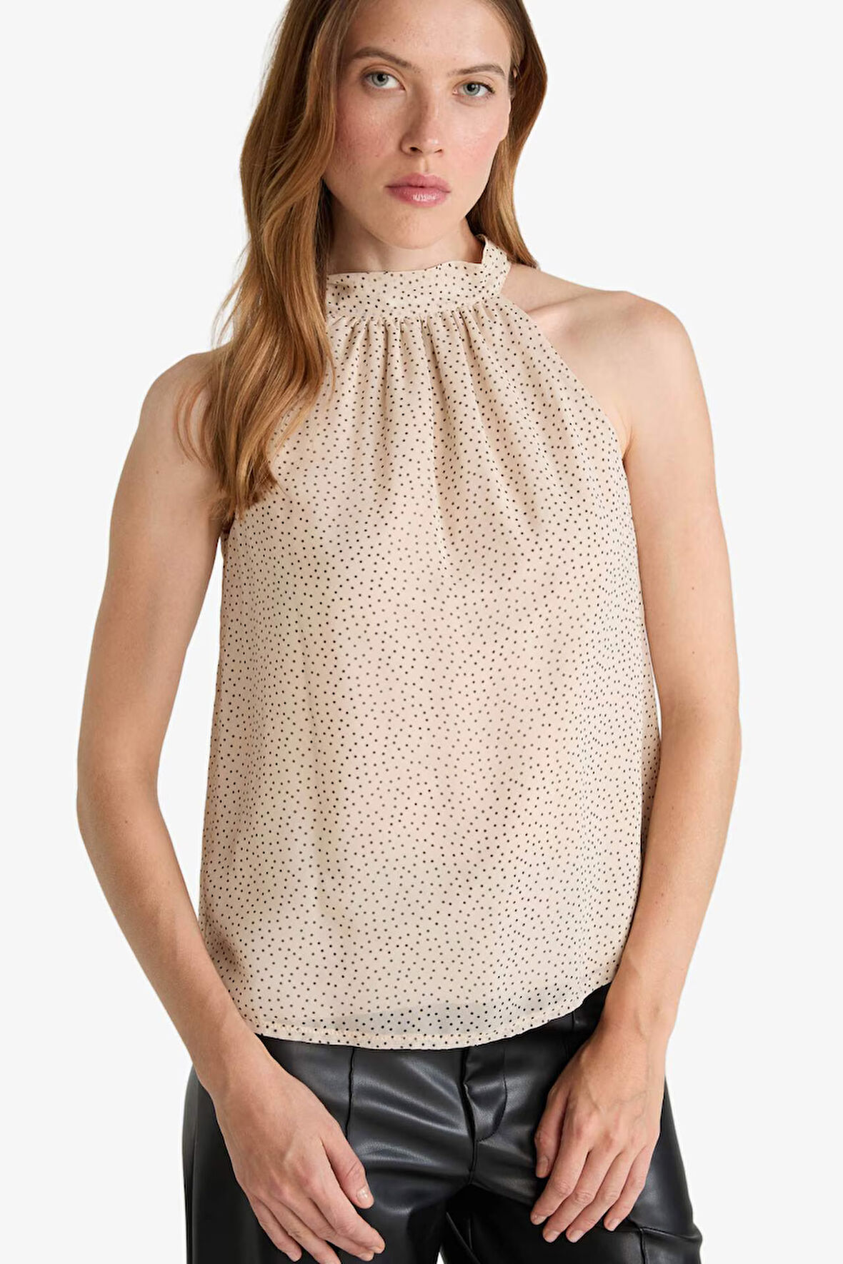 Regular Fit Halter Yaka Şifon Kolsuz Bluz