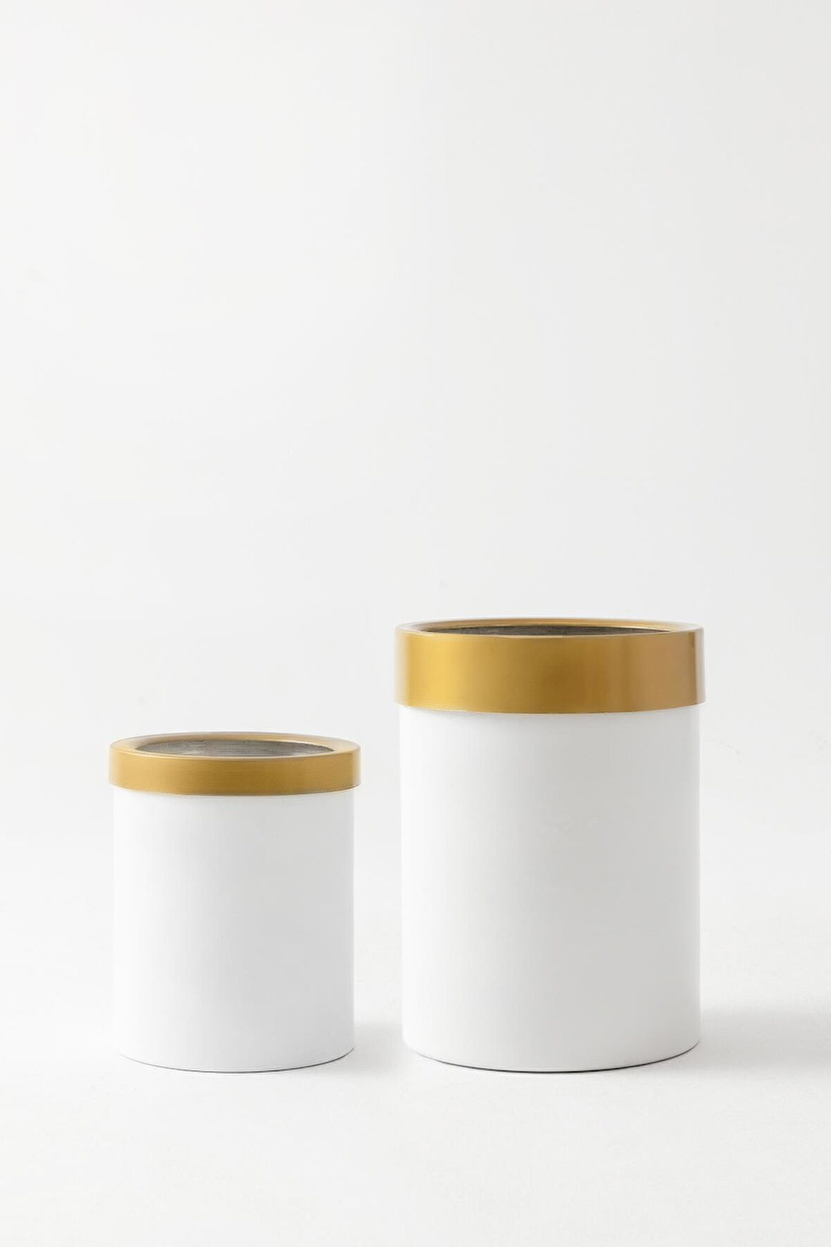 Metal Saksı Beyaz Gold Bilezikli 2'li Set