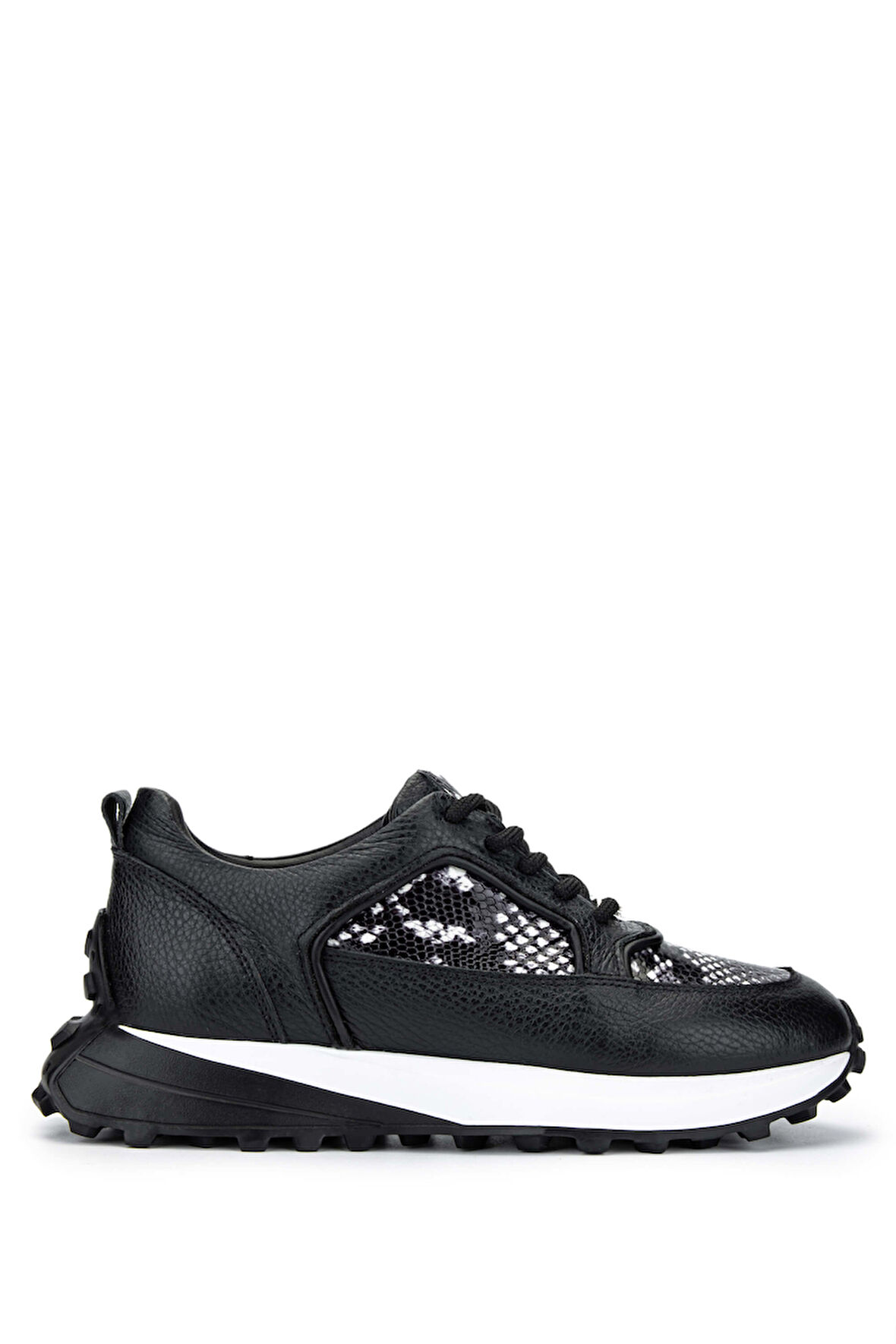 Tamer Tanca Kadın Hakiki Deri Siyah Sneakers & Spor Ayakkabı 231 2904-24 BN AYK Y24 SIYAH/BEYAZ