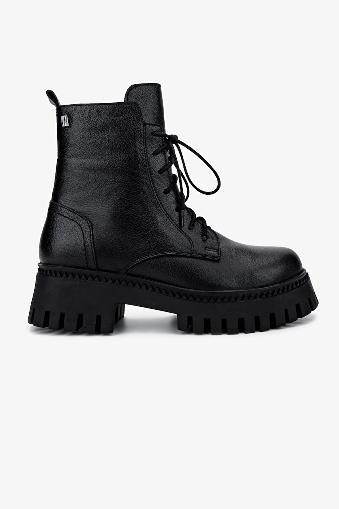 Valmenti Kadın Hakiki Deri Siyah Floter Casual Bot 322 2251811 BN BOT SK24-25 SIYAH FLTR