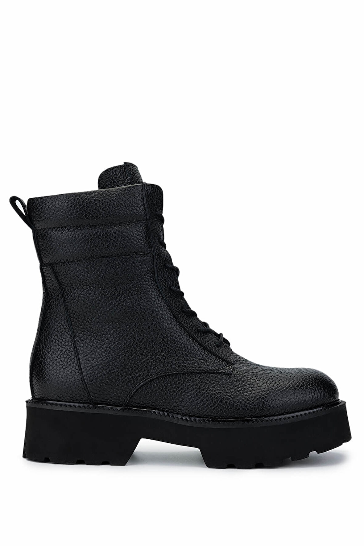 Tamer Tanca Kadın Hakiki Deri Siyah Floter Casual Bot 231 101-1 BN BOT SK24-25 SIYAH FLTR