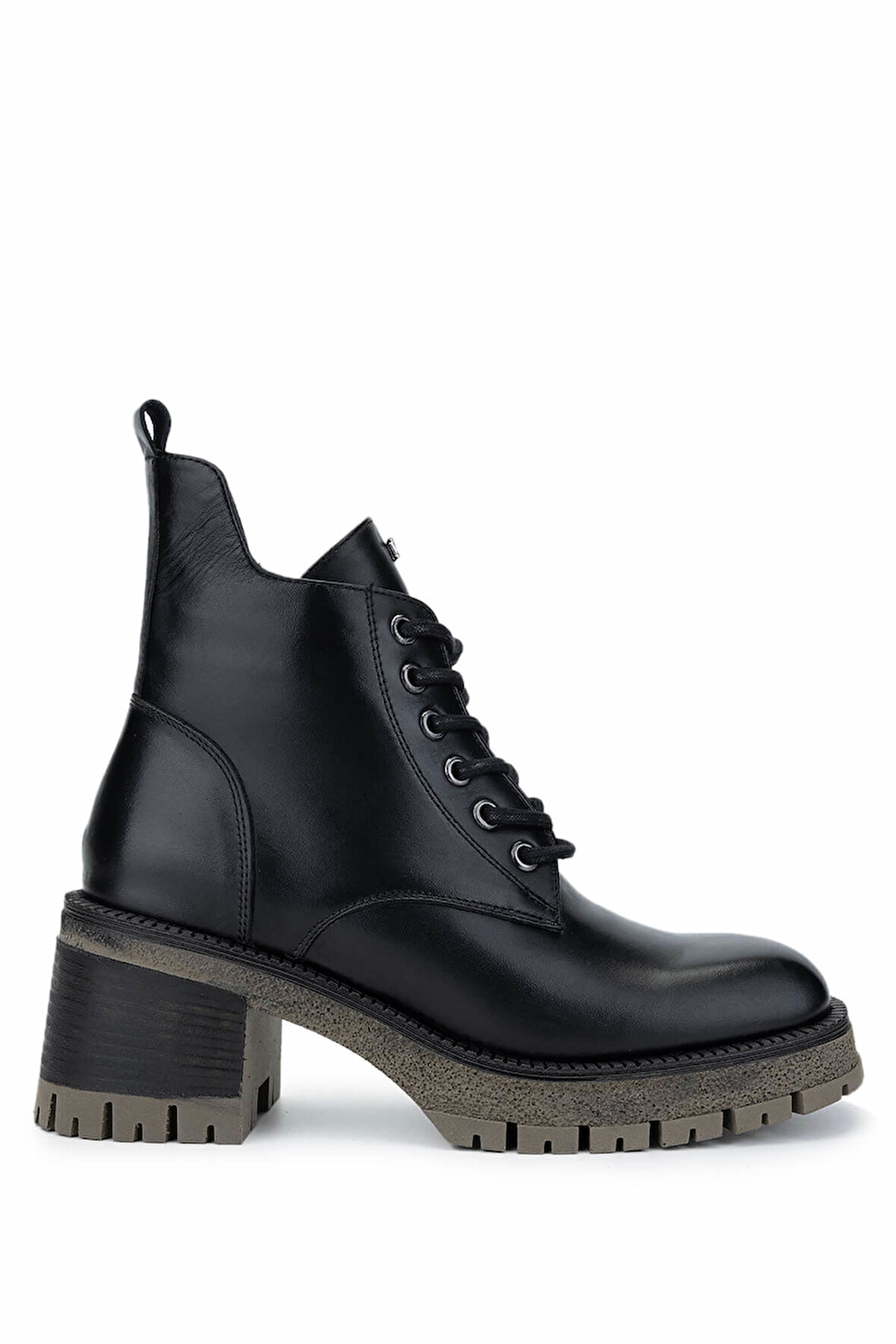 Tamer Tanca Kadın Hakiki Deri Siyah Deri Topuklu Bot 1066 2468 BN BOT SK24-25 SIYAH DR