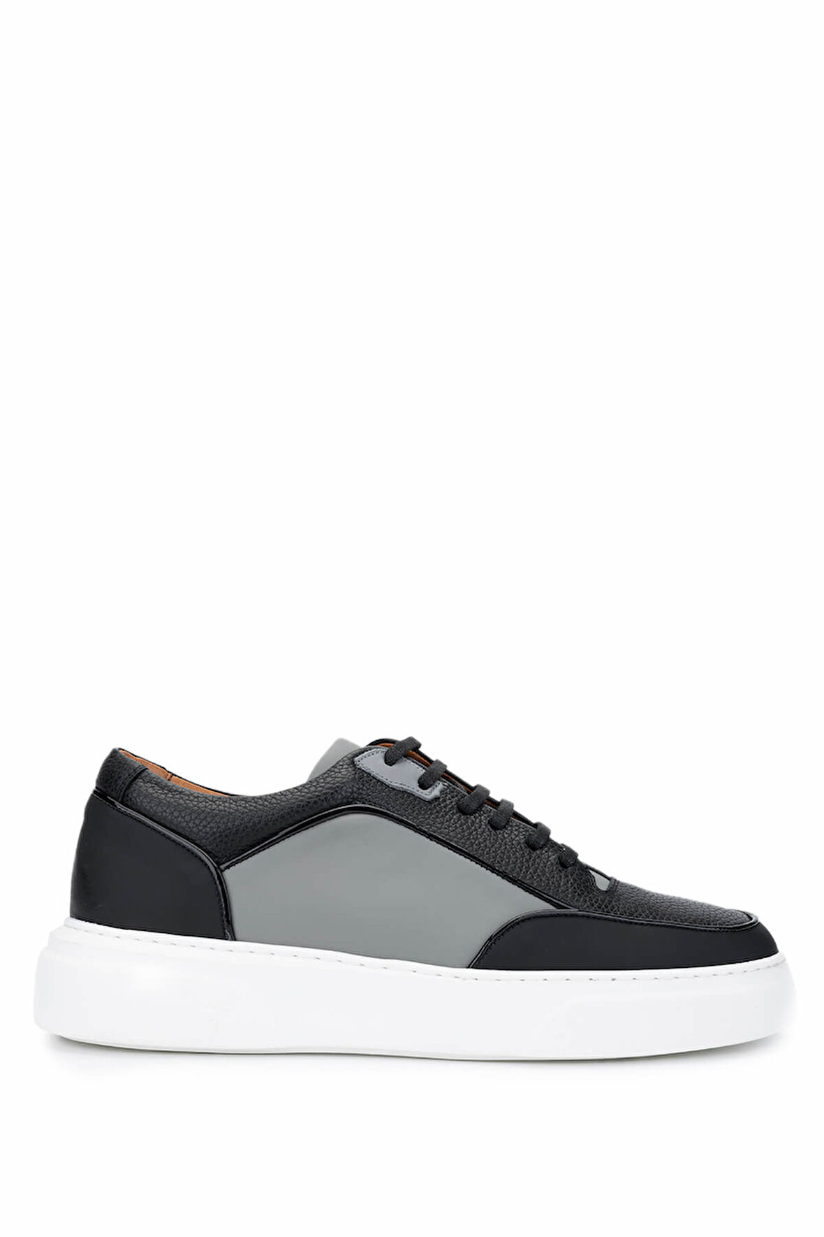 Tamer Tanca Erkek Hakiki Deri Siyah Sneakers & Spor Ayakkabı 1092 202501 ERK AYK Y25 SYH MT/FLTR/GRI