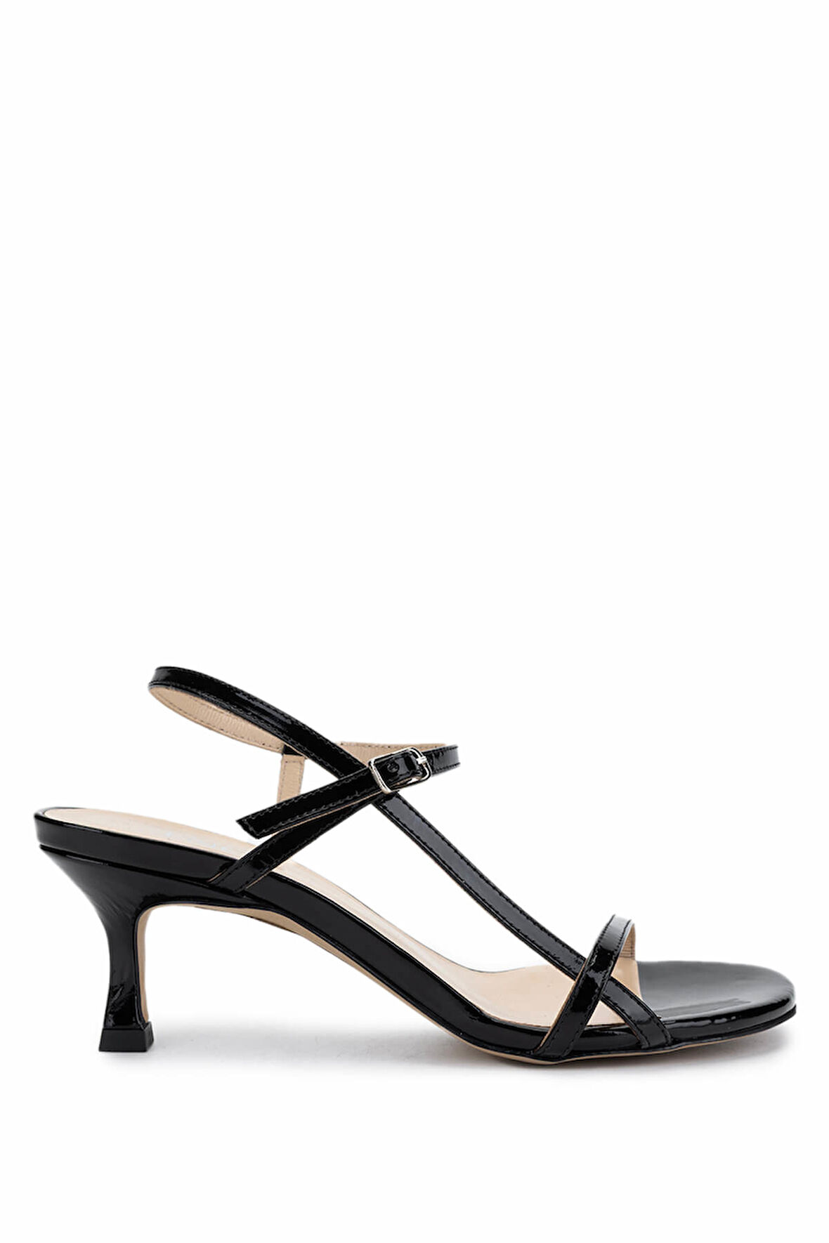 Tamer Tanca Kadın Hakiki Deri Siyah Rugan Topuklu Ayakkabı 1078 25528 BN AYK Y25 SIYAH RGN