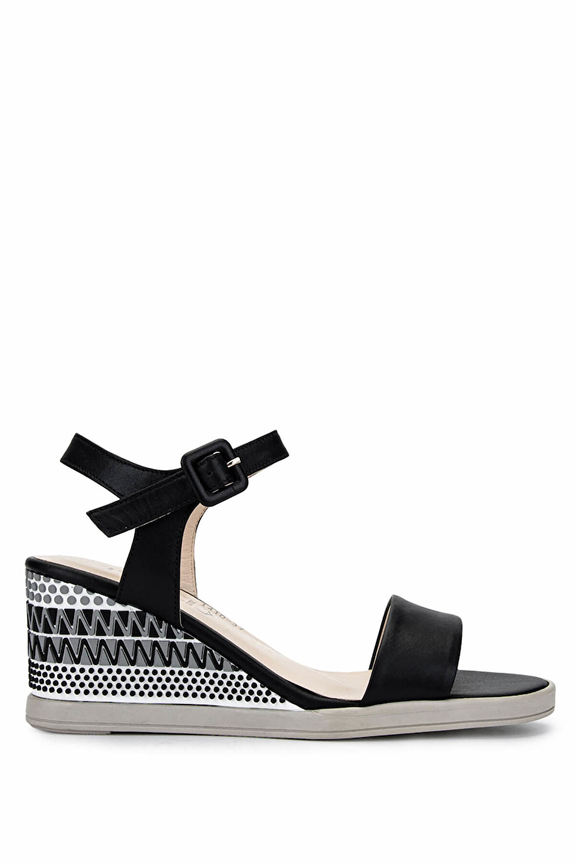 Tamer Tanca Kadın Hakiki Deri Siyah Topuklu Ayakkabı 33 1410 BN AYK Y25 SIYAH