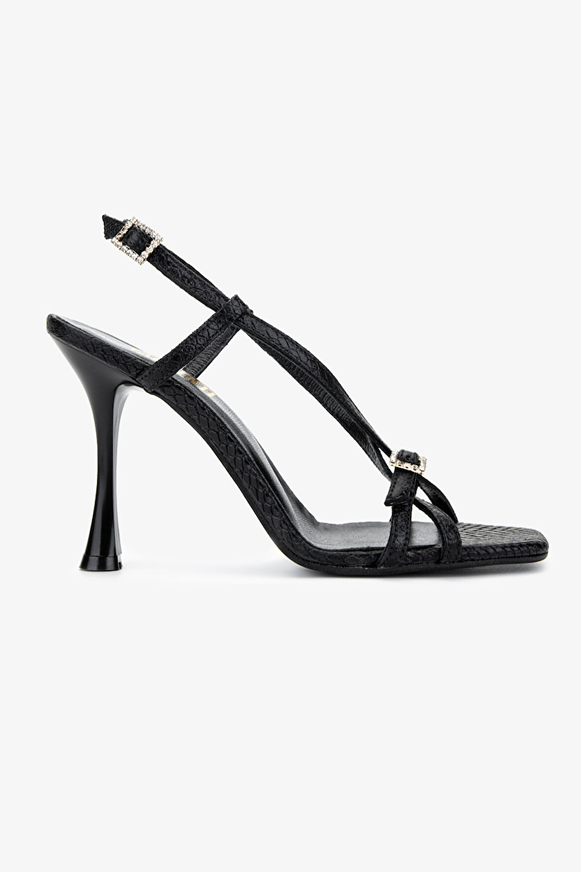 Valmenti Kadın Hakiki Deri Siyah Topuklu Ayakkabı 1075 1523-16 BN AYK Y25 SIYAH