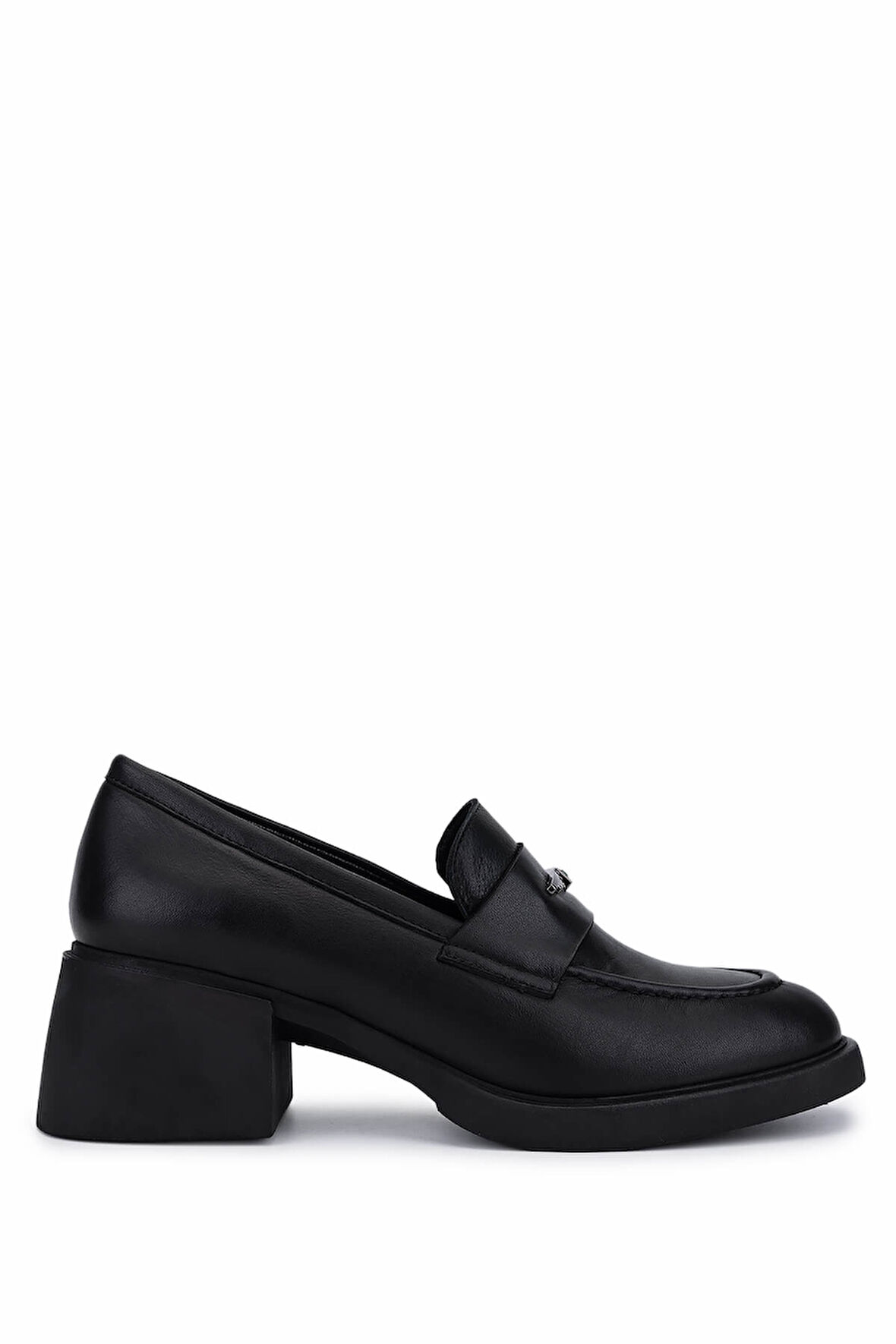 Tamer Tanca Kadın Hakiki Deri Siyah Loafer Ayakkabı 294 11412 BN AYK SK25-26 SIYAH
