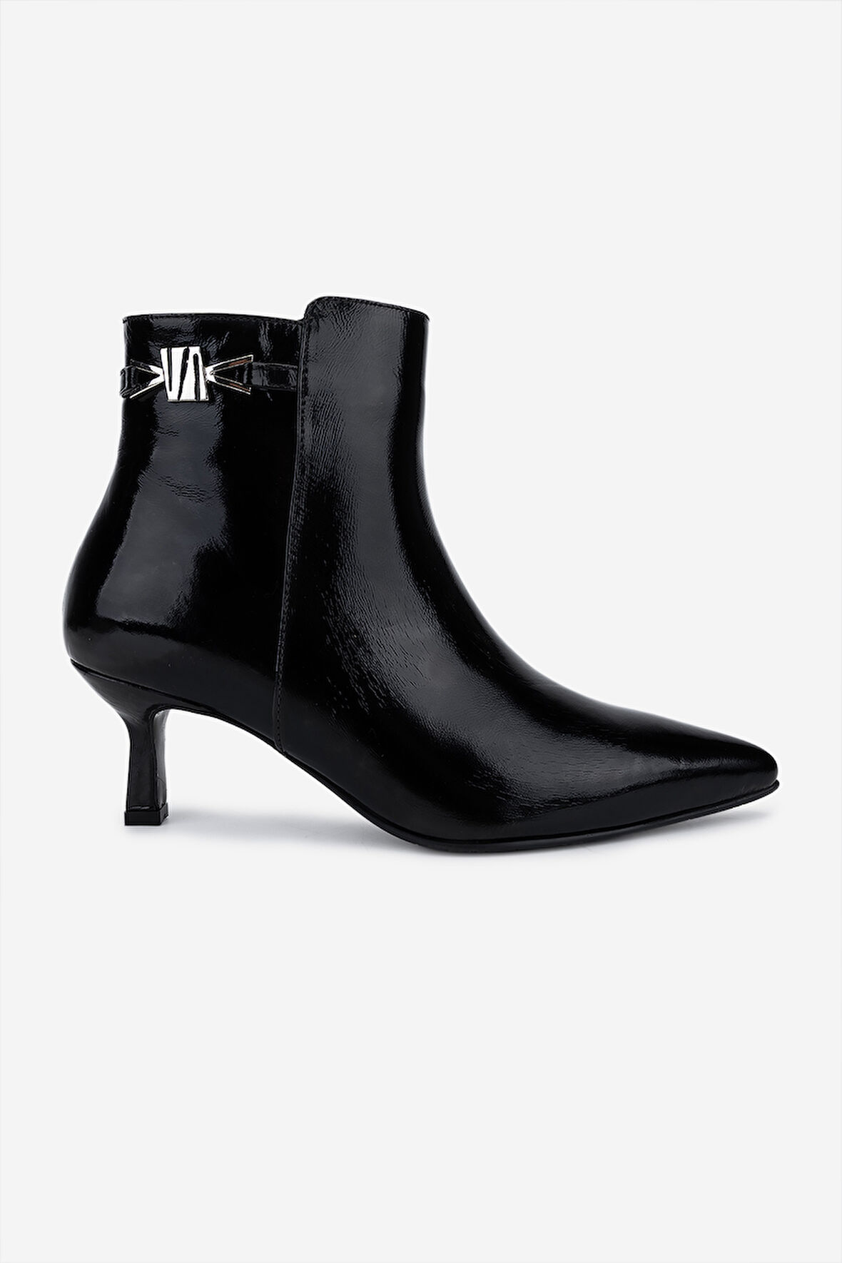 Valmenti Kadın Hakiki Deri Siyah Rugan Topuklu Bot 33 6010 BN BOT SK25-26 SIYAH RUGAN