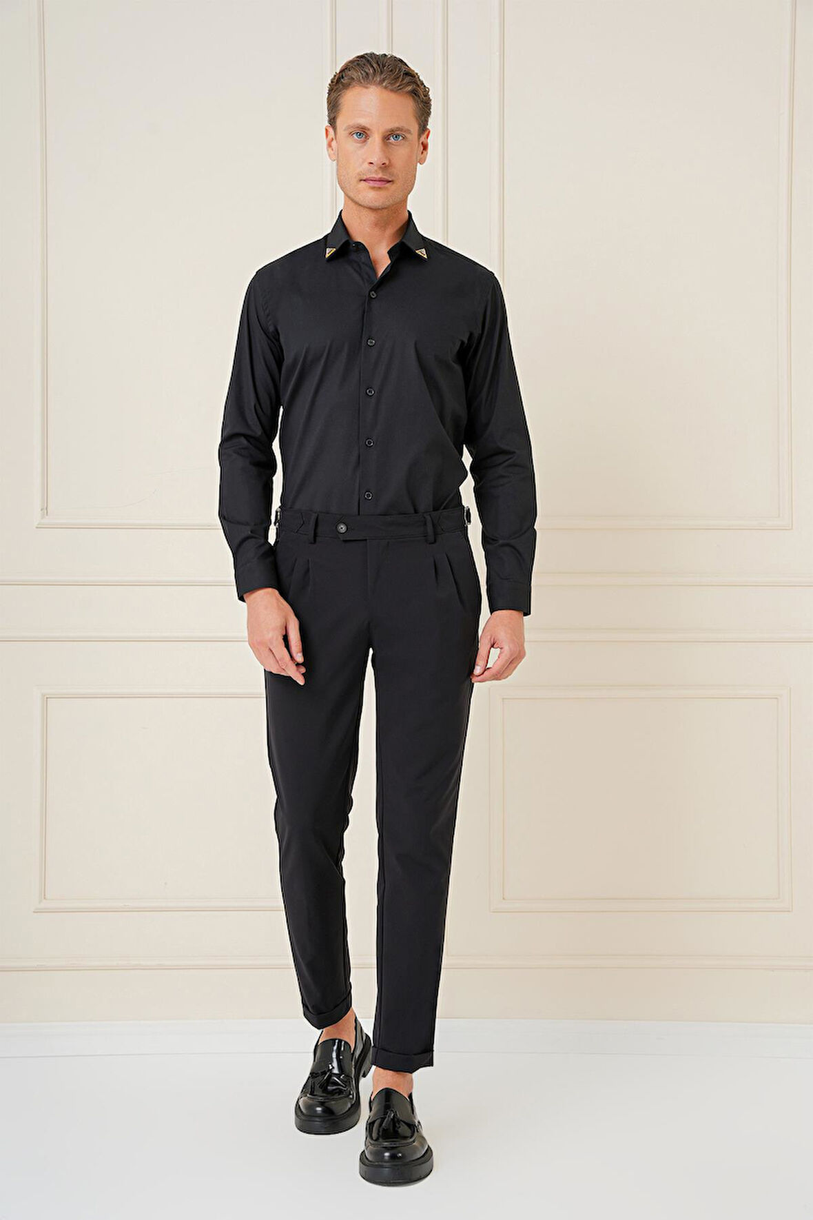 G 1577 Slim Fit Siyah Klasik Gömlek