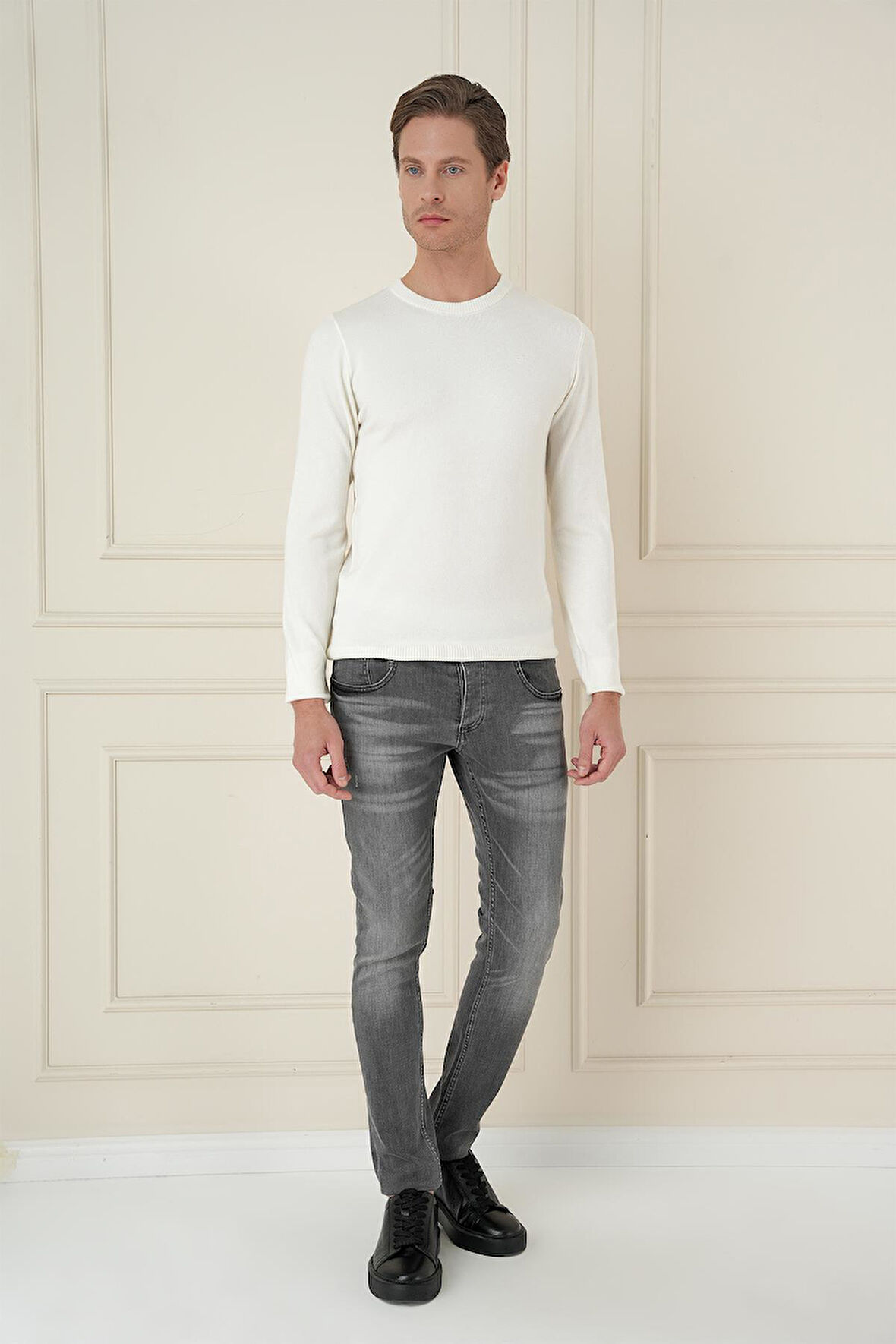 TR 875 Slim Fit Ekru Klasik Triko