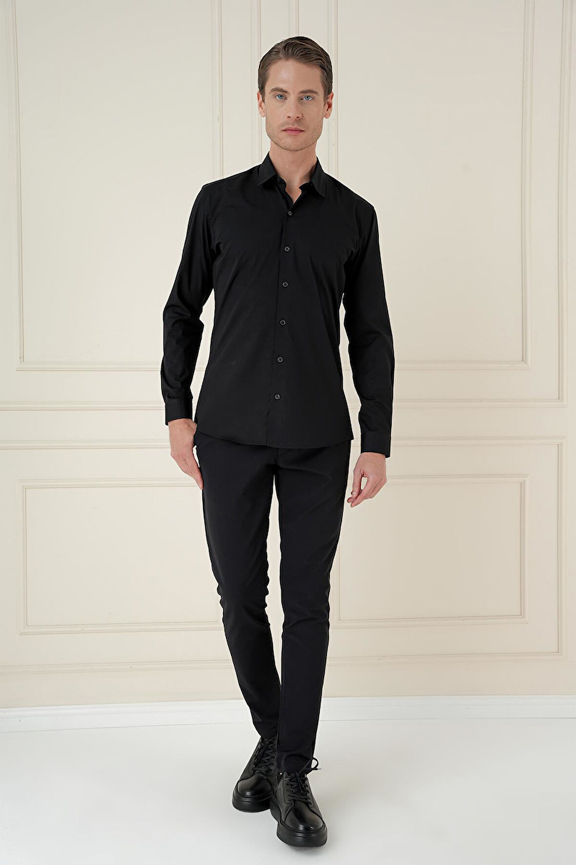 Gk 745 Slim Fit Pamuk Uzun Kol Klasik Siyah Gömlek 